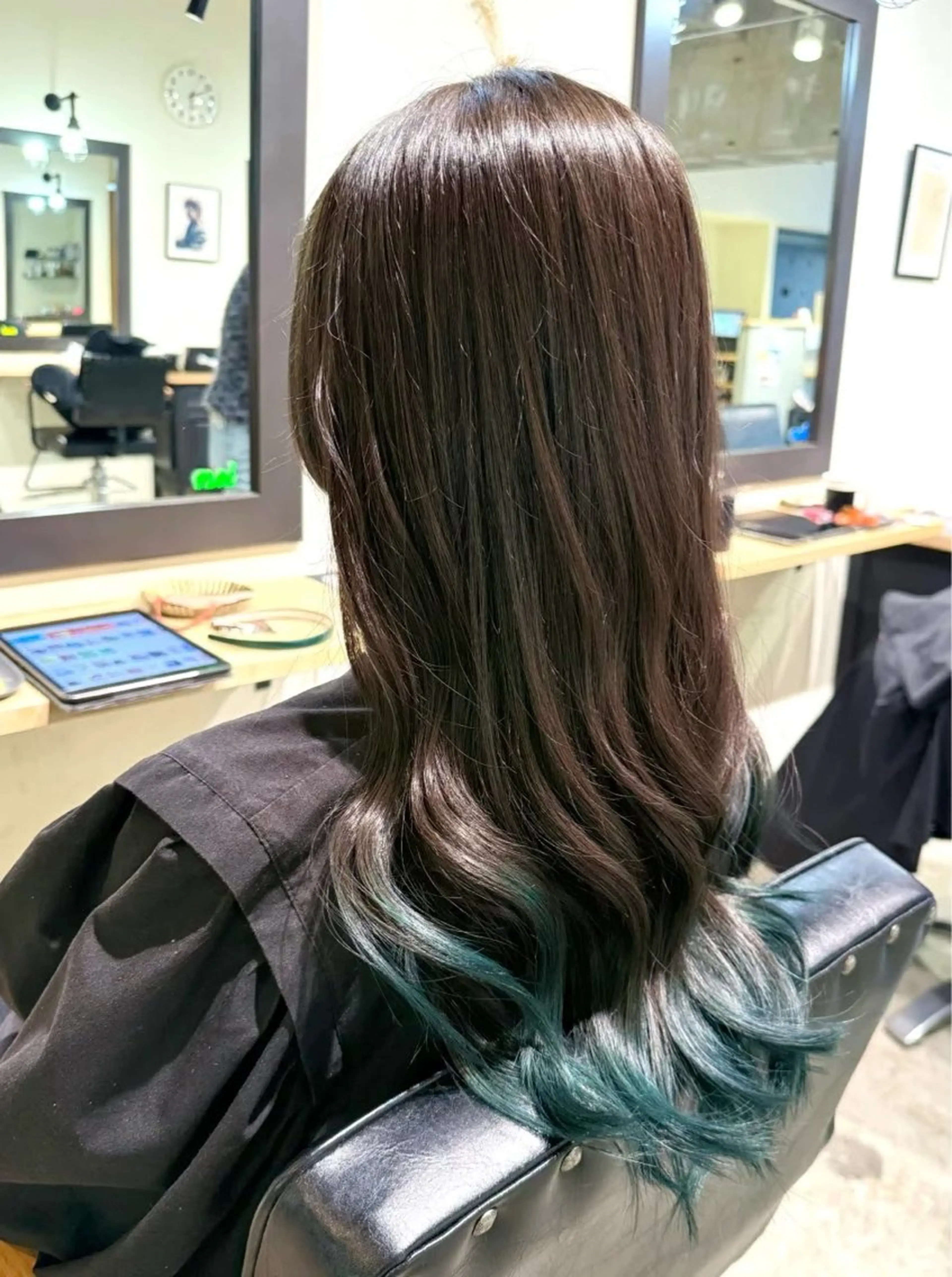 セミロング カラー ブリーチ オリーブカラー KAHO(noi) 金山/水素カラーのその他イメージ