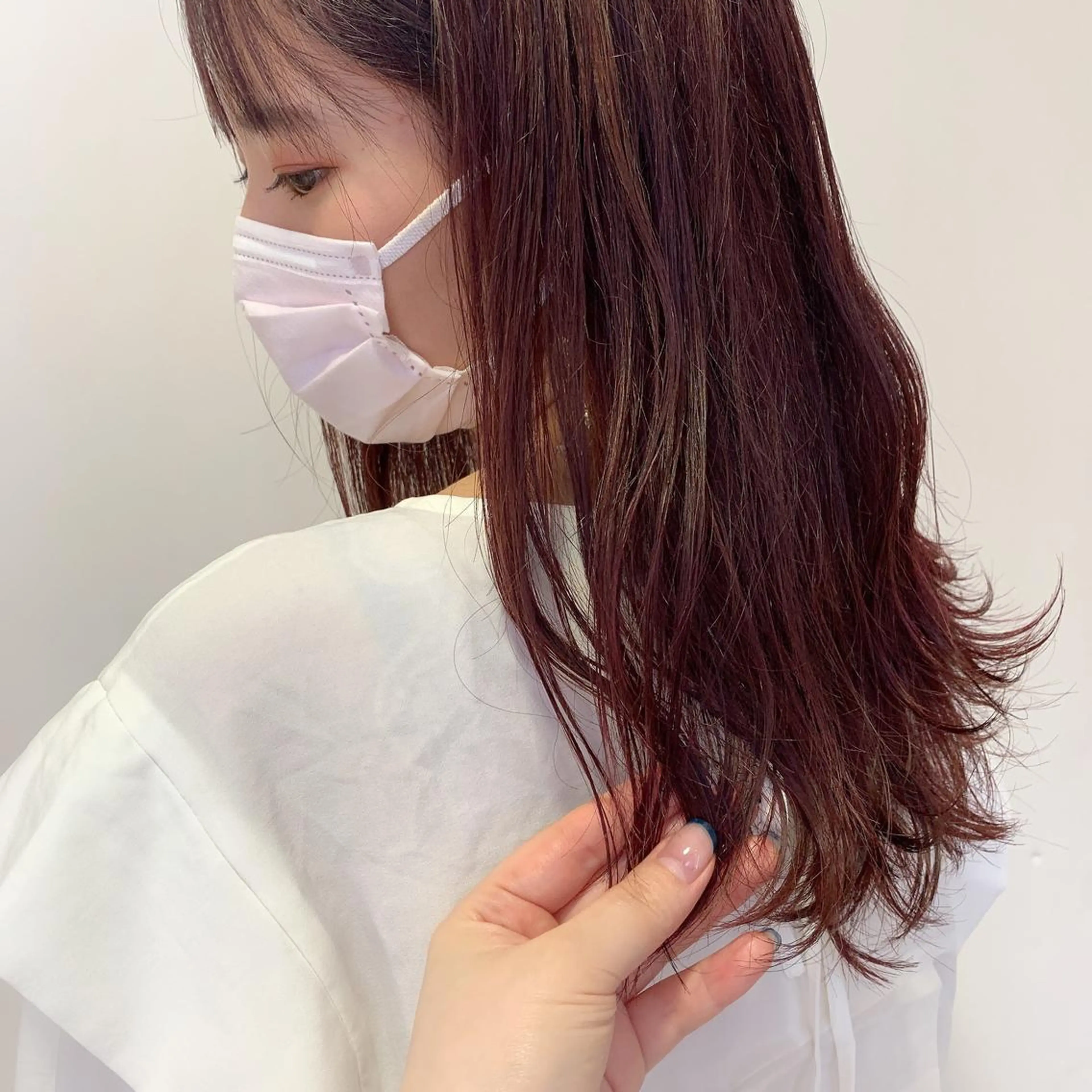 セミロング カラー 久保 明日香のヘアスタイル