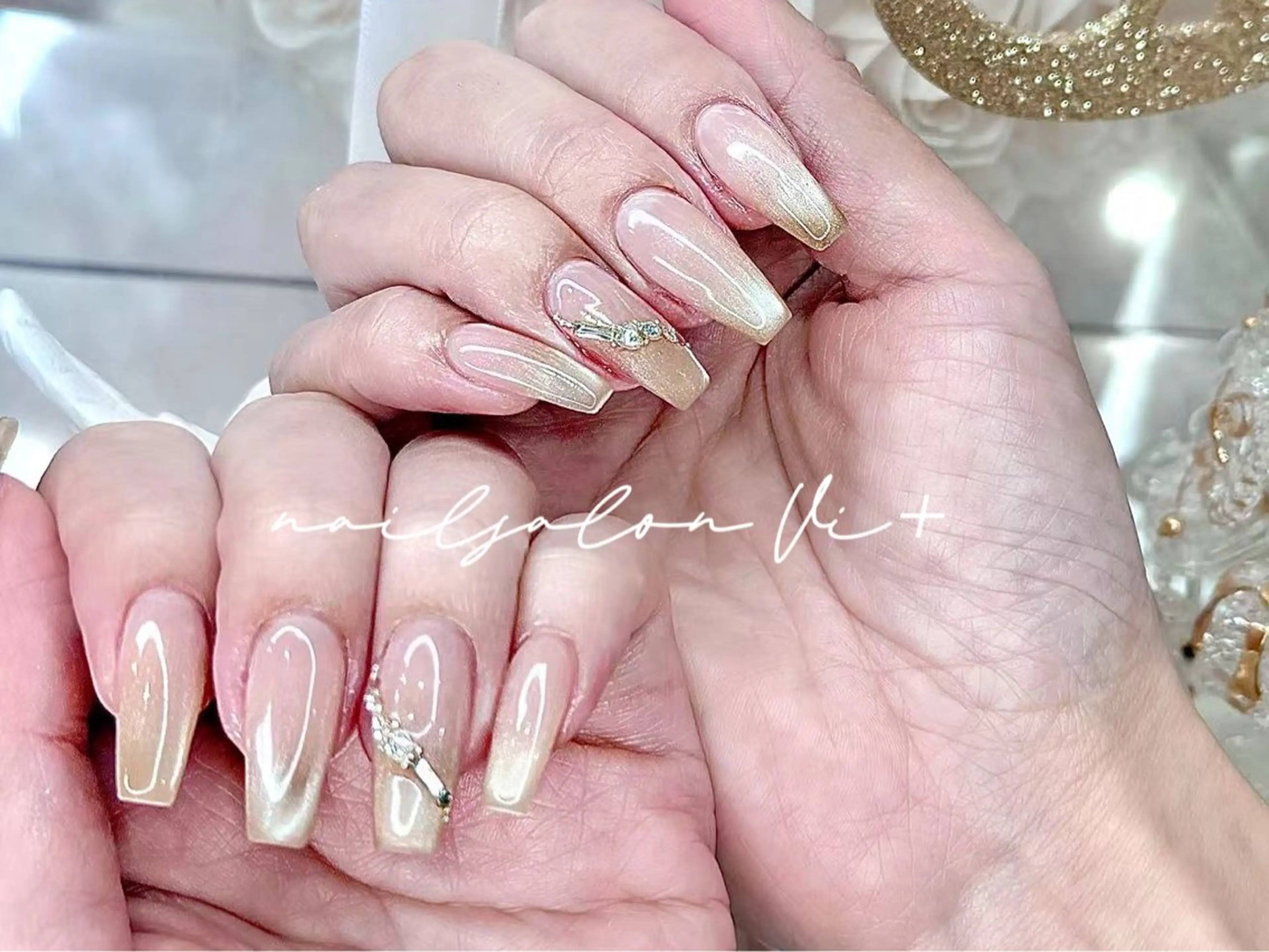 ネイル ハンドネイル ✨Nailsalon Vi+✨のネイルデザイン