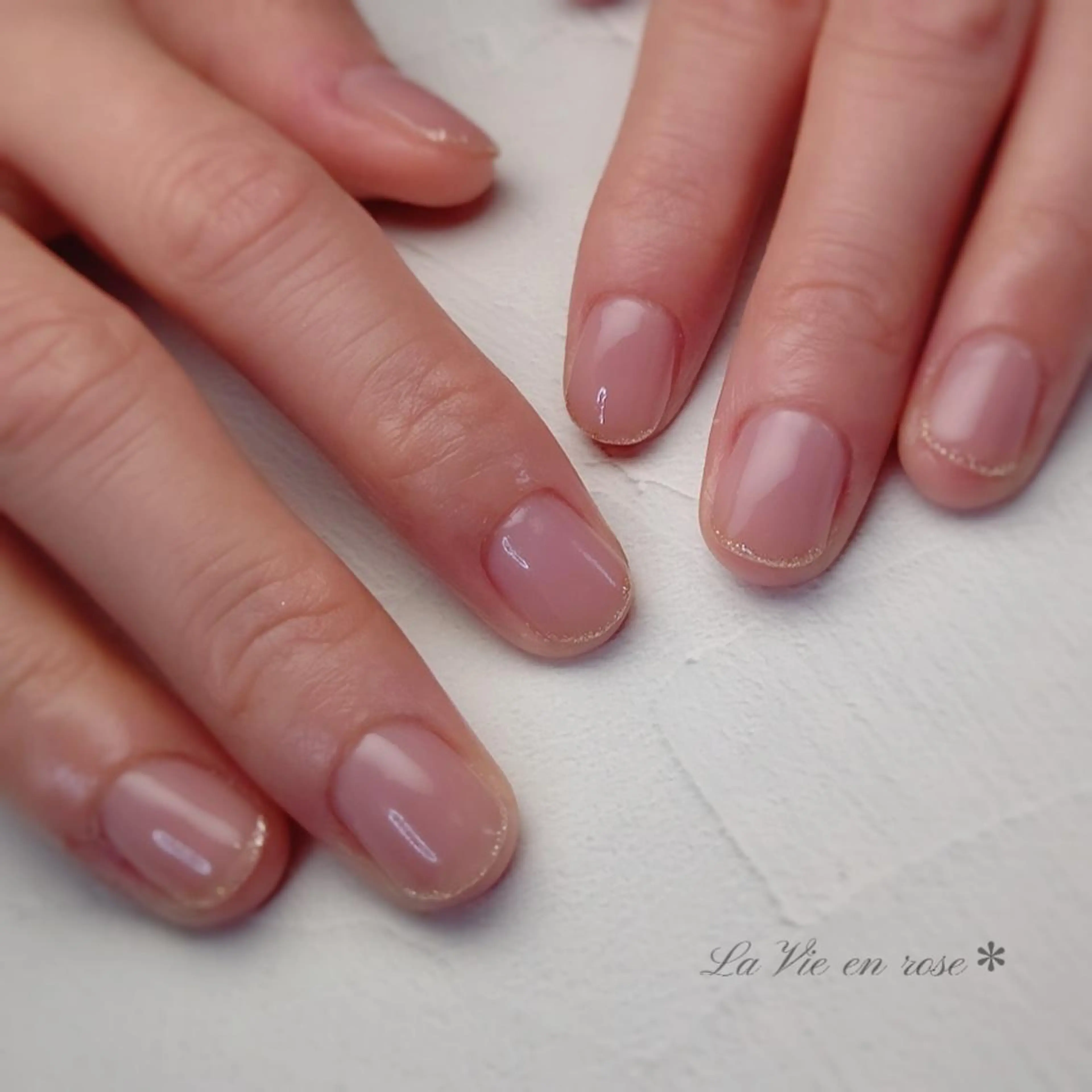 ネイル ラヴィアン ローズのネイルデザイン