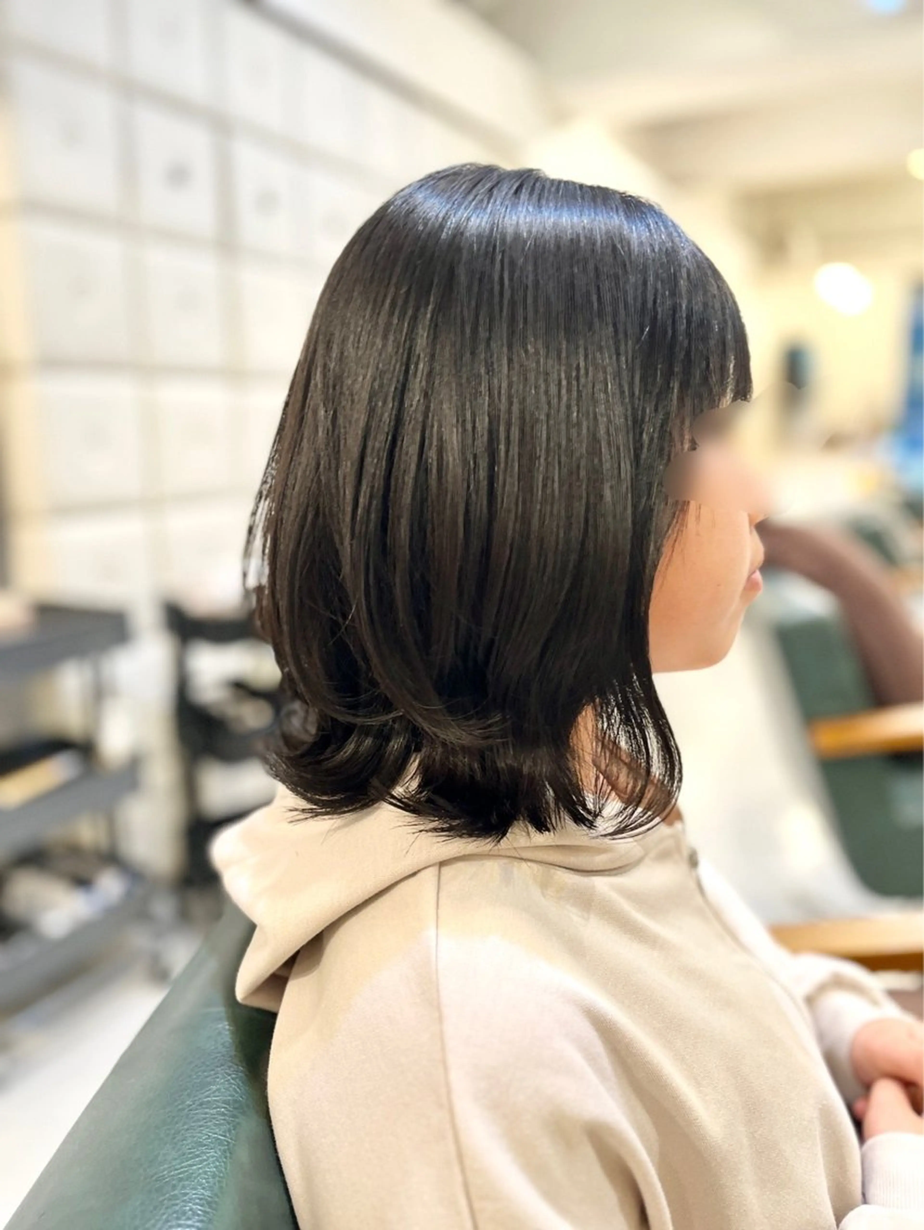 ミディアム 加藤 麻美のヘアスタイル