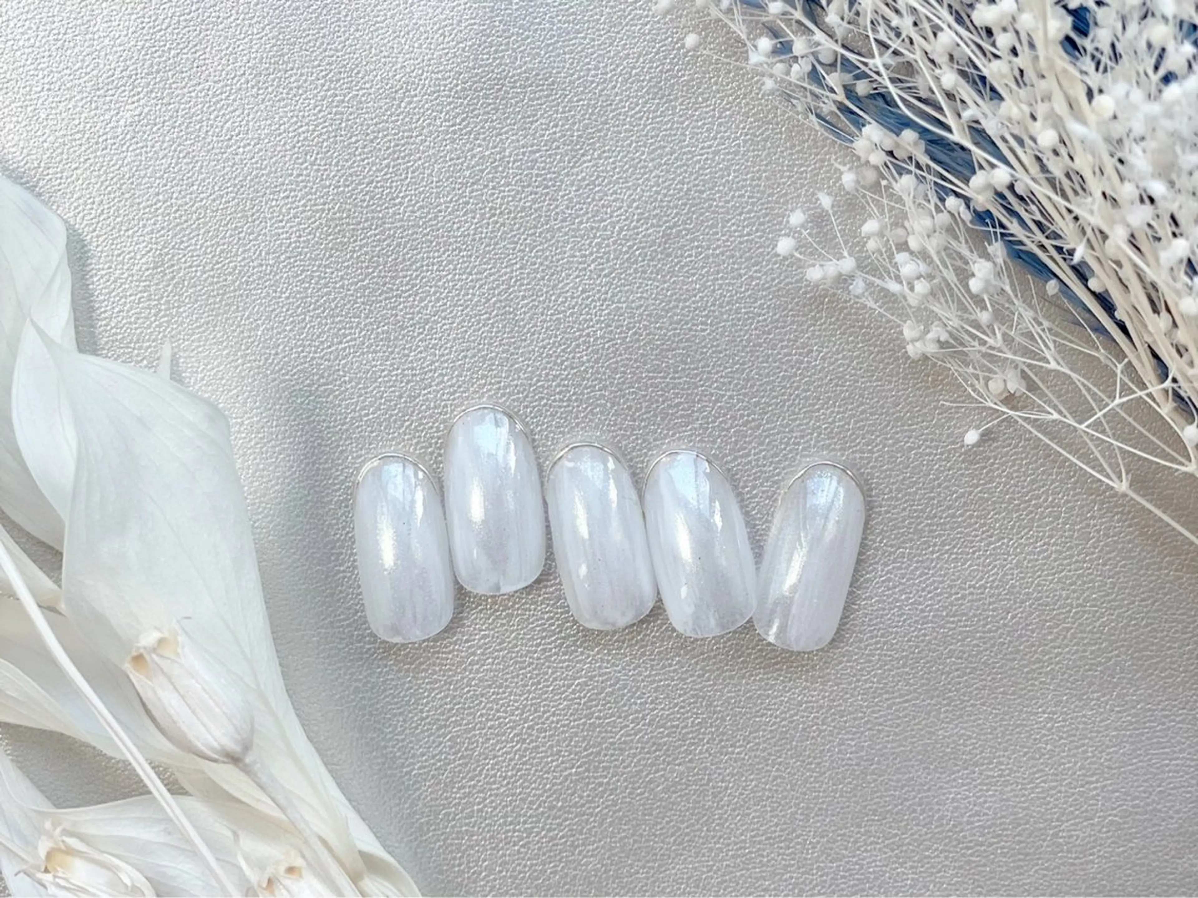 ネイル オーロラネイル フットネイル フレンチネイル ジェルネイル 韓国ネイル ハンドネイル kiki nail &brow二子玉川の眉毛・アイブロウイメージ