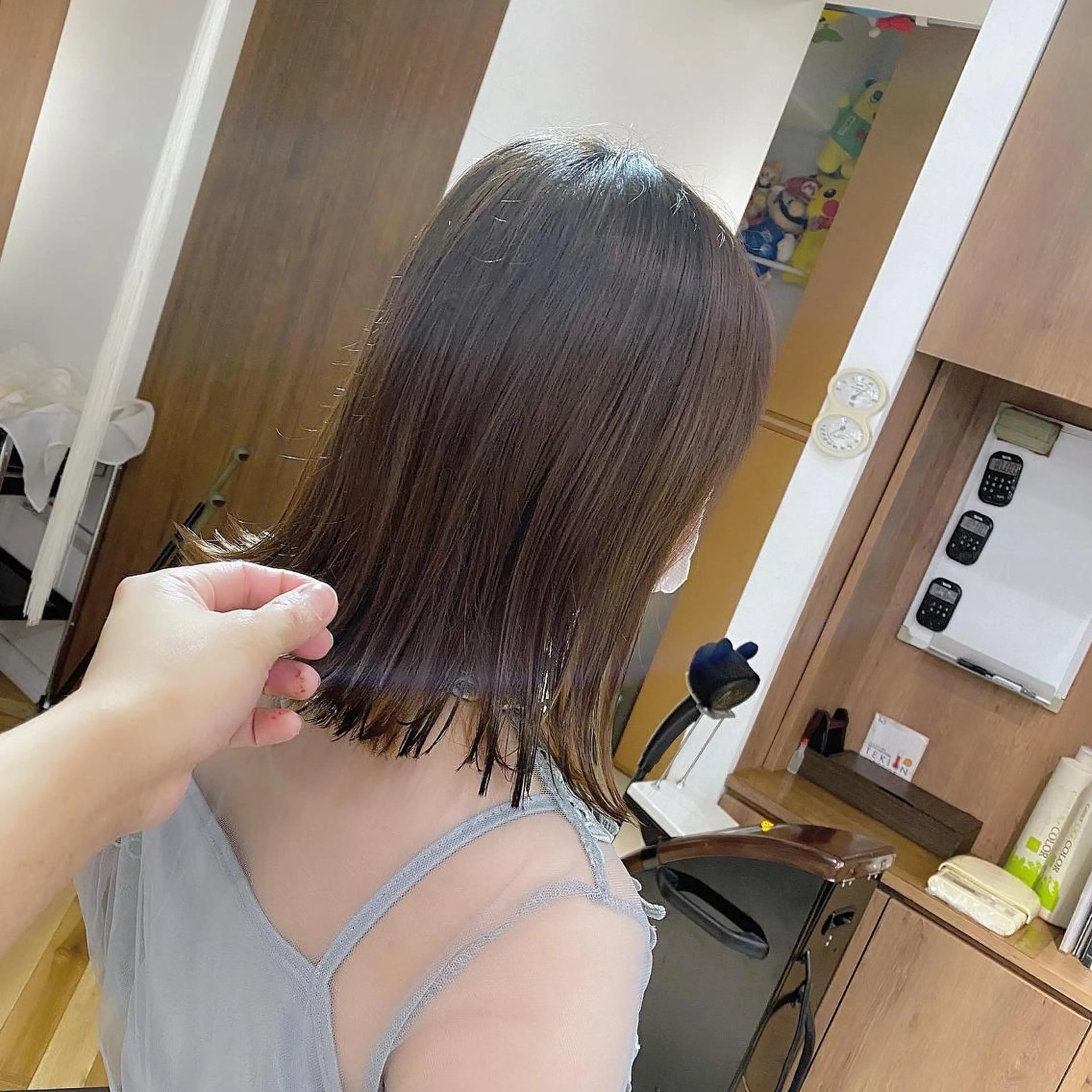 ミディアム 切りっぱなしボブ ボブ 髪質改善 髪質改善特化 安東駿介のヘアスタイル