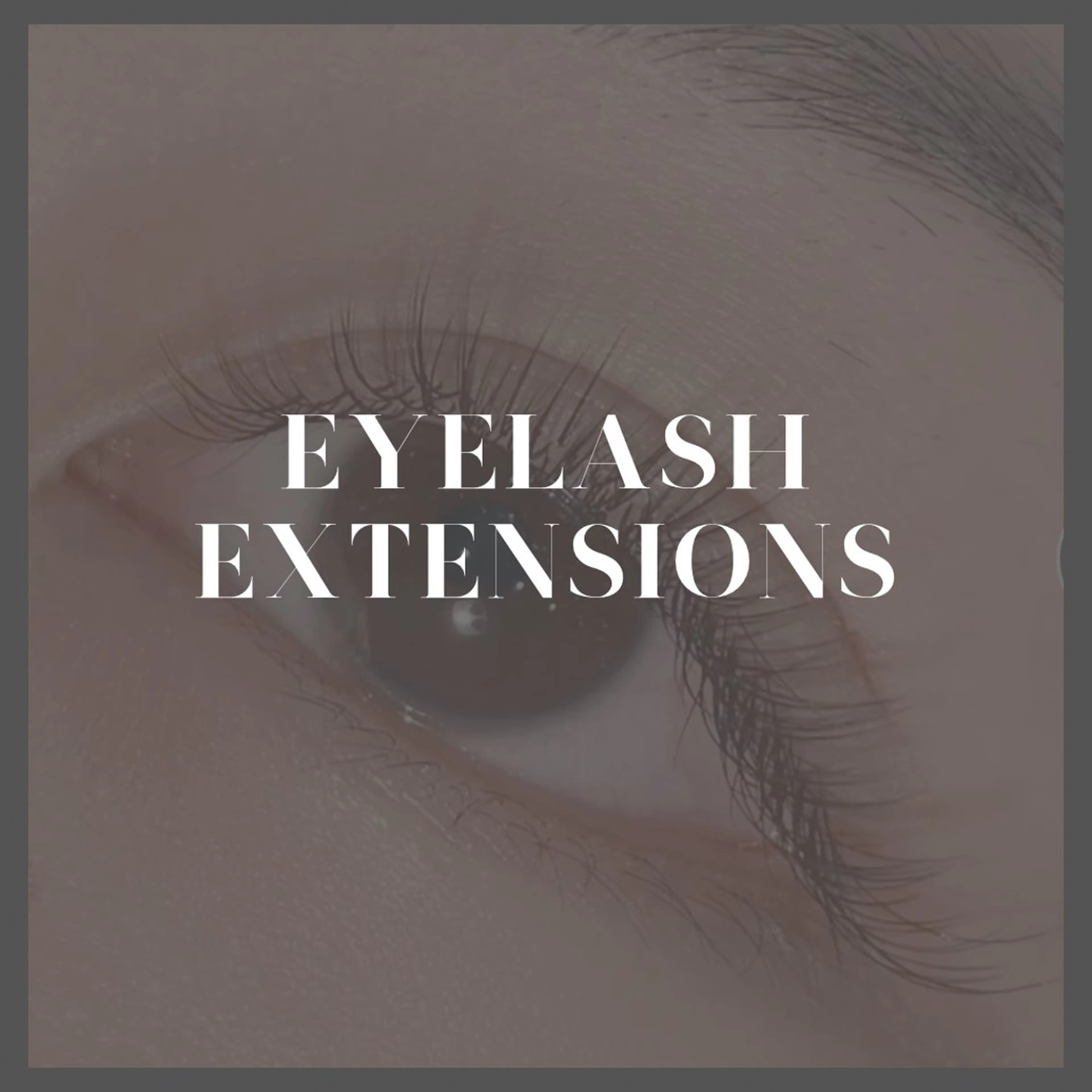 マツエク・マツパ 吉川 流音のヘアスタイル