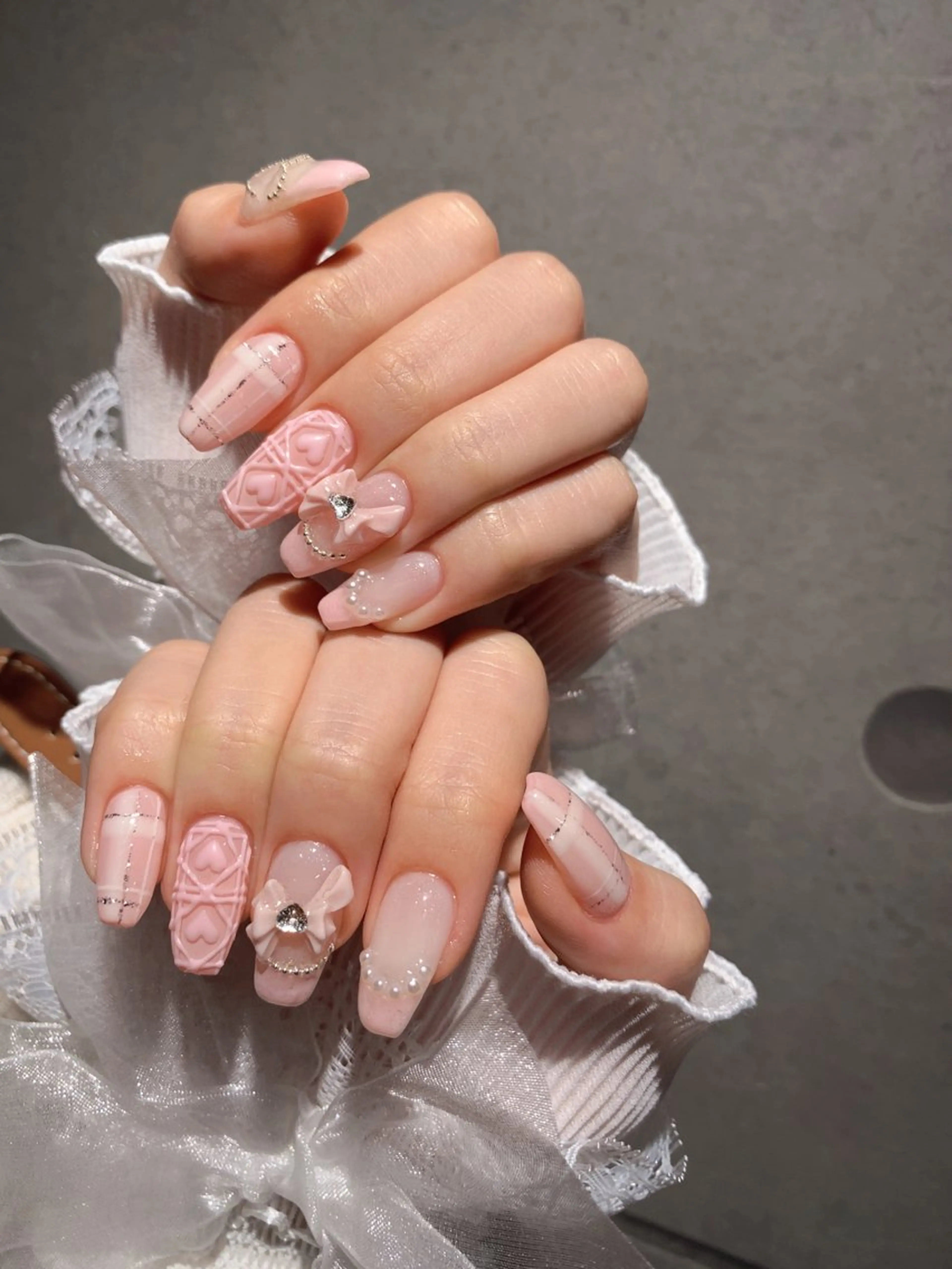 ネイル I-nailロング /ワンホン/キラキラのネイルデザイン