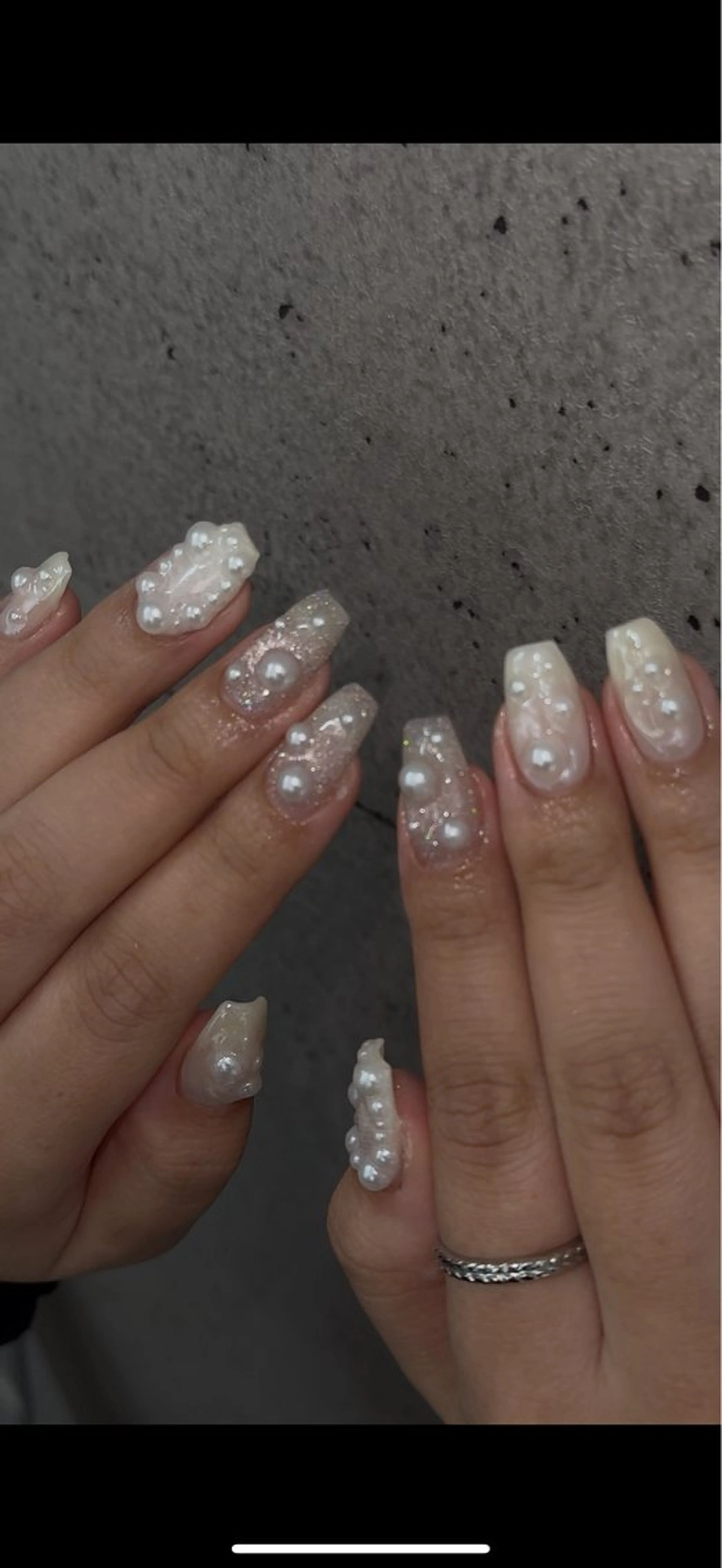 ネイル マグネットネイル ミラーネイル ハンドネイル Sarina ⋆⭒˚ mavieのネイルデザイン