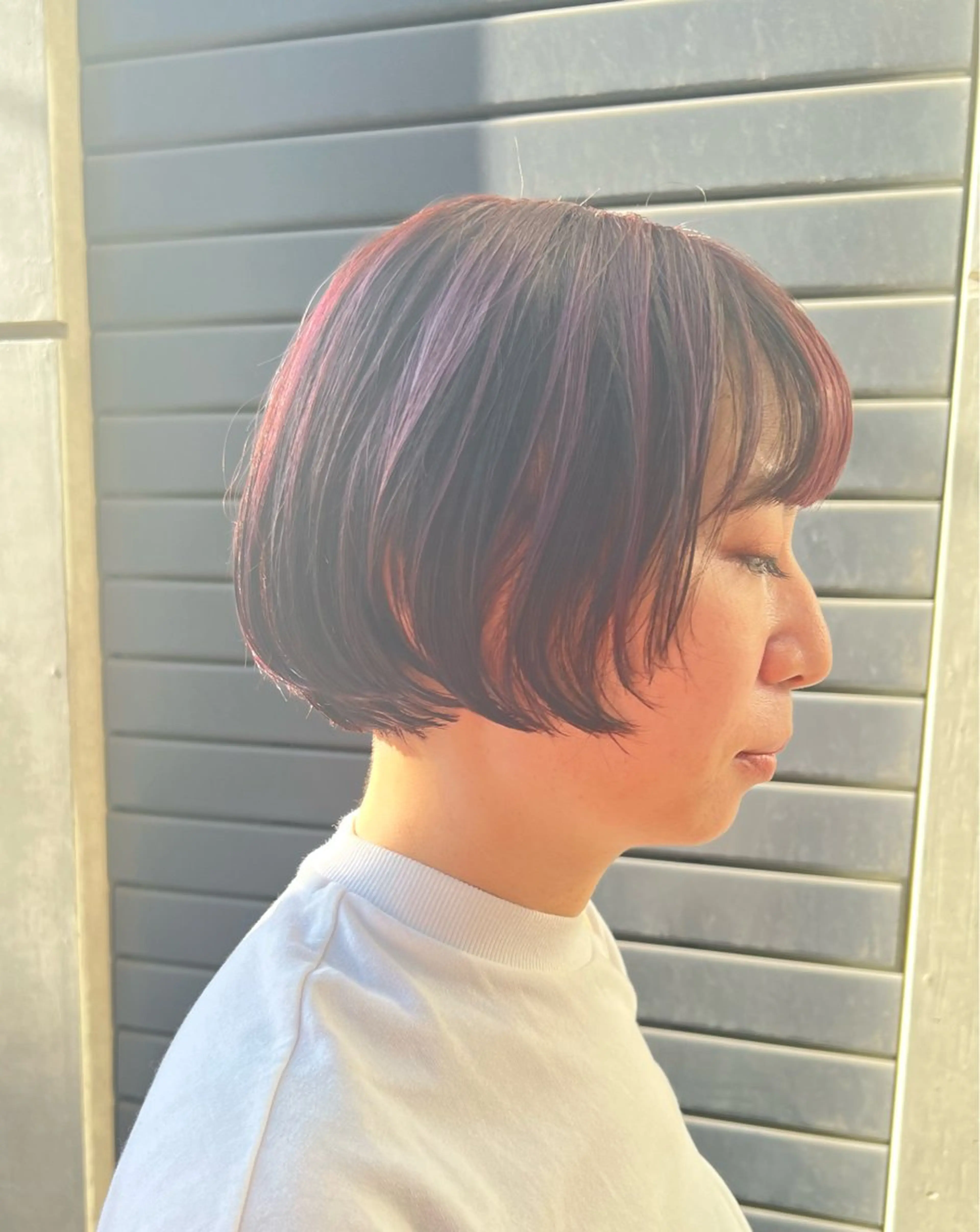 ショート カラー ショートボブ ピンクカラー バイオレットカラー バイオレットピンク ボブ カット ヘアカラー IKU顔周りレイヤー /ボブ/透明感カラーのヘアスタイル