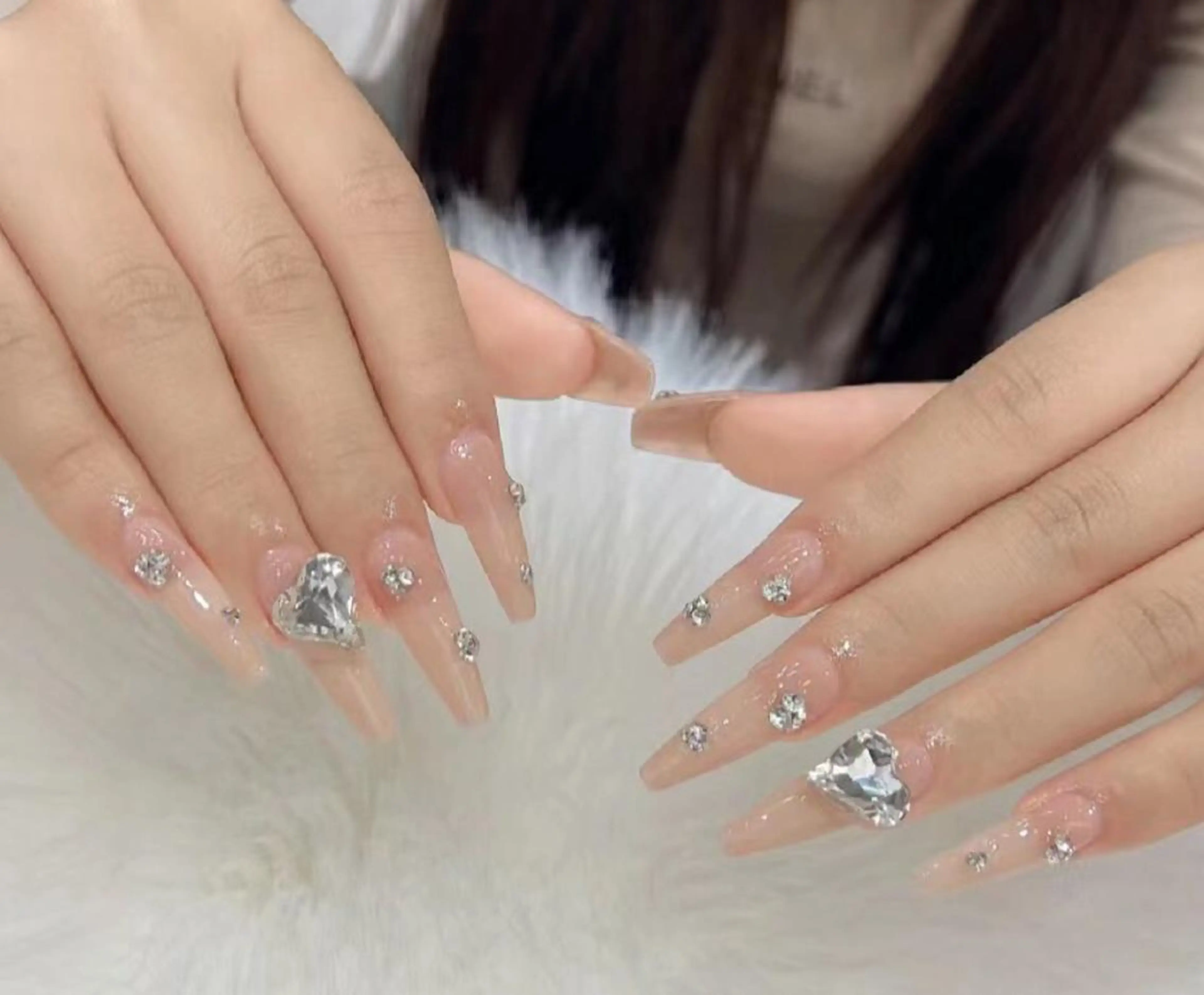 ネイル ハンドネイル MoonNail ユリ🌸のネイルデザイン