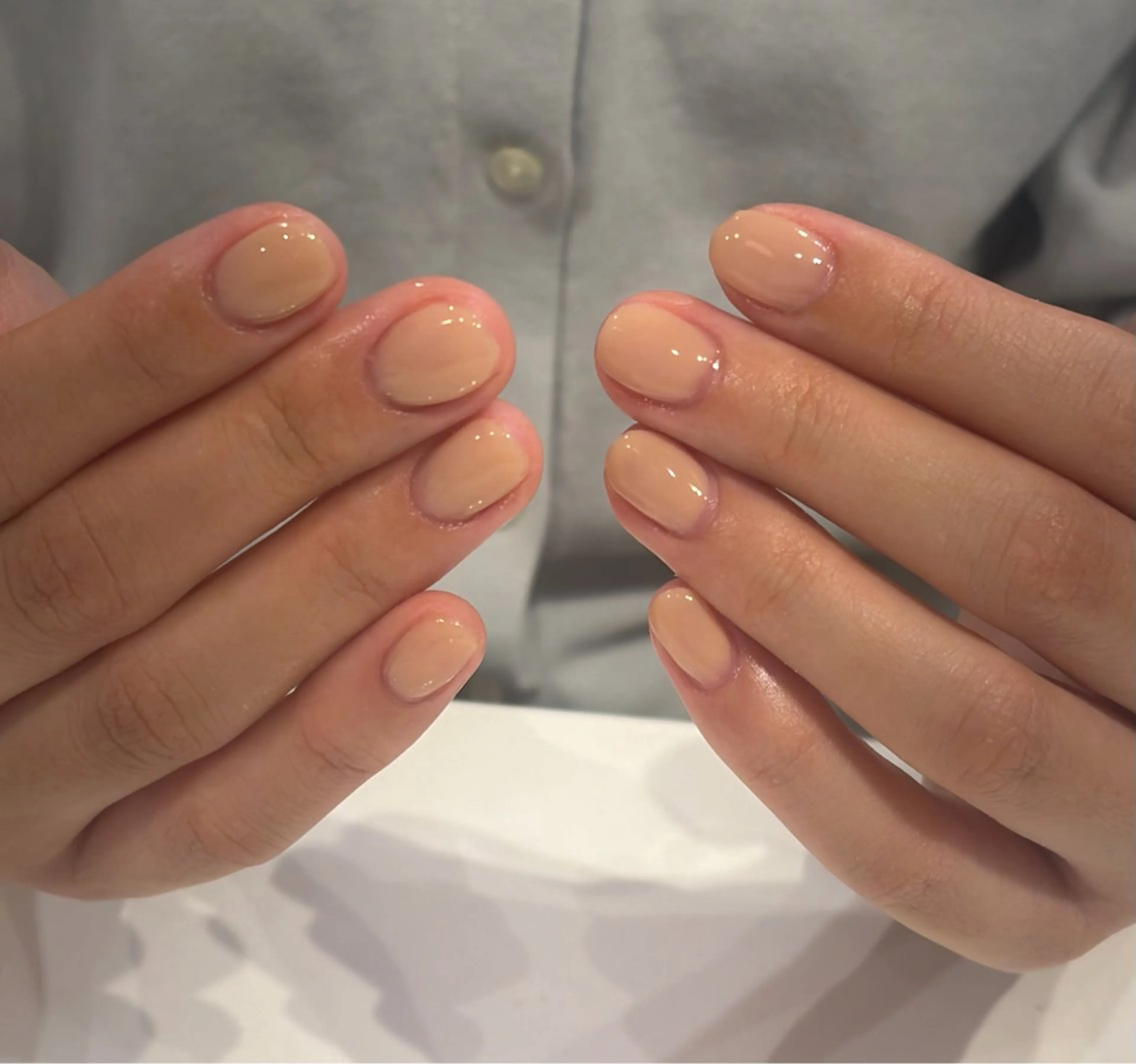 ネイル ワンカラーネイル SHELL NAIL ホノカ🤍のネイルデザイン