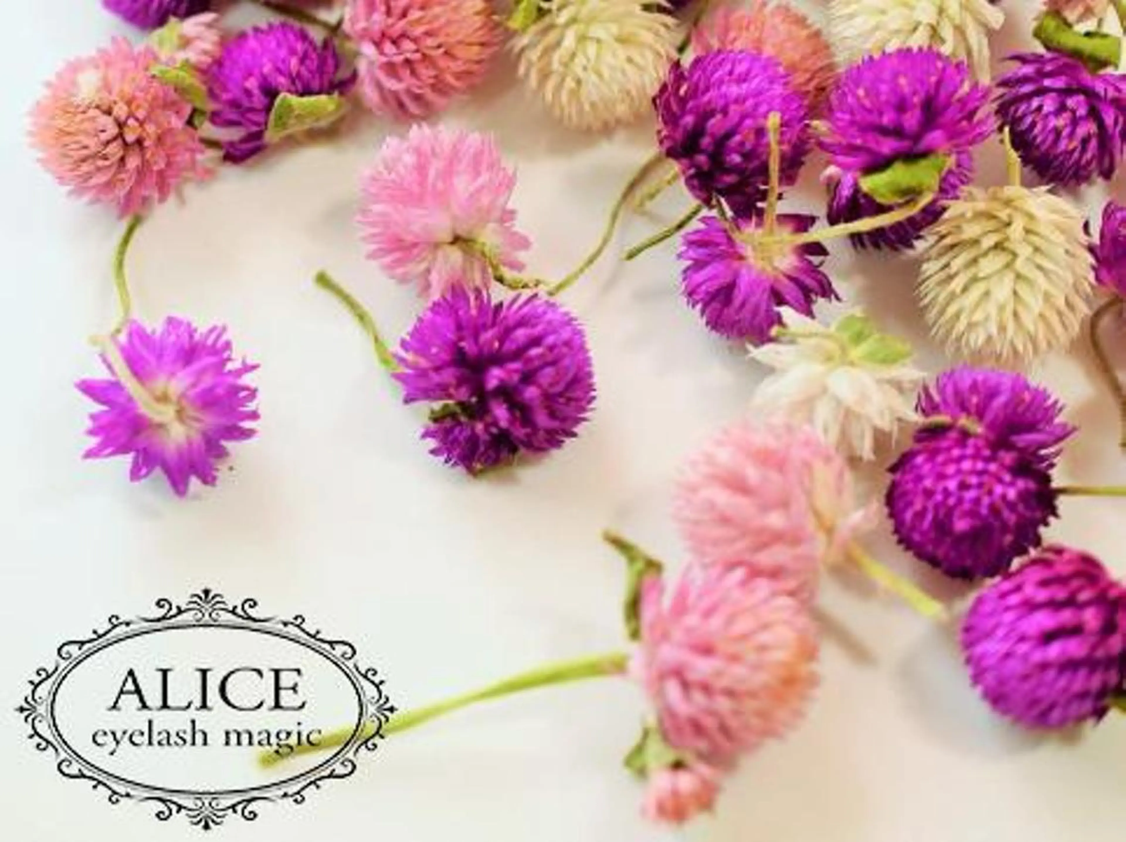 Simple joy ⭐️SAKIのマツエク・マツパデザイン