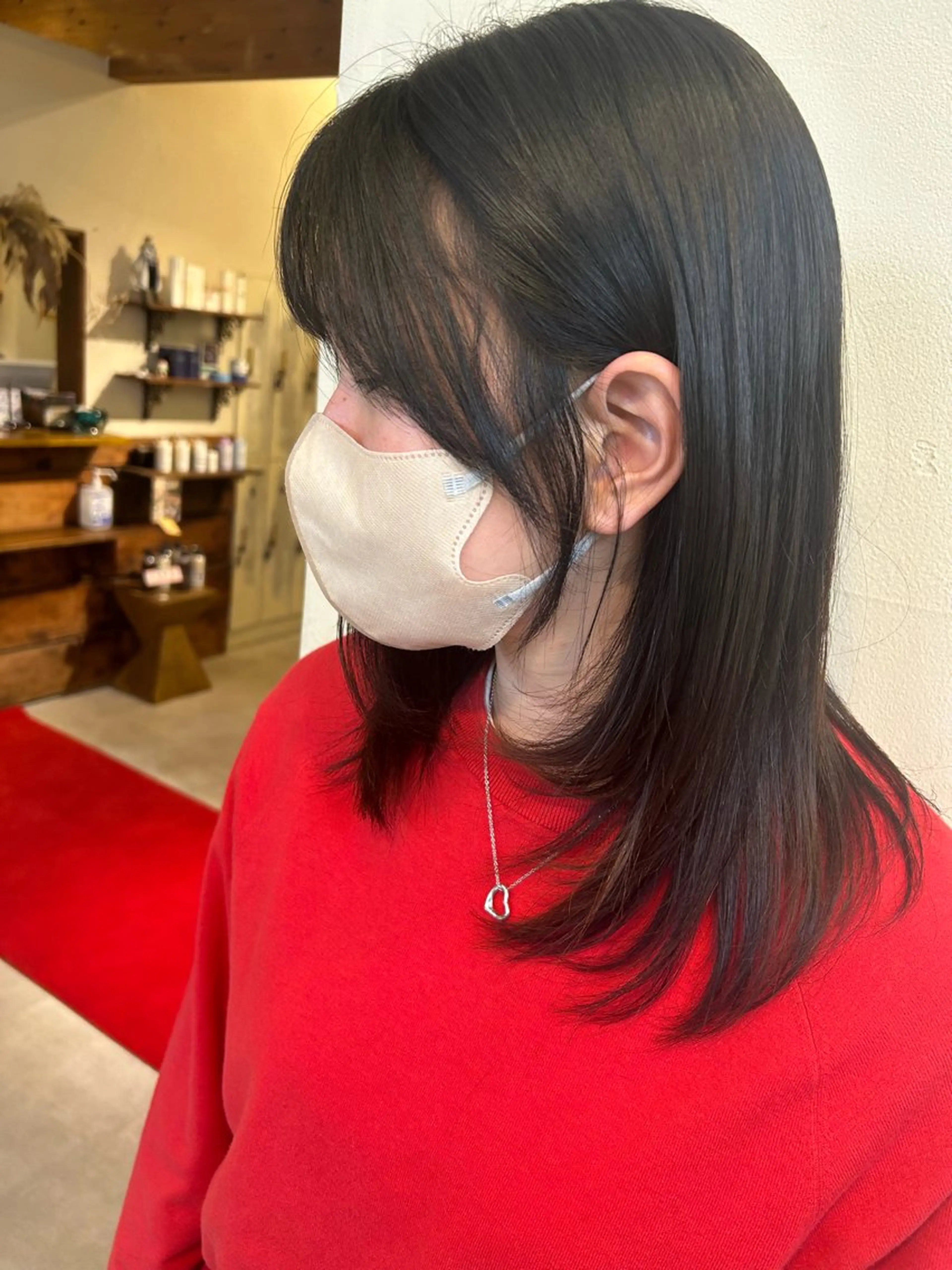 セミロング レイヤーカット Chisato /Regolithのヘアスタイル