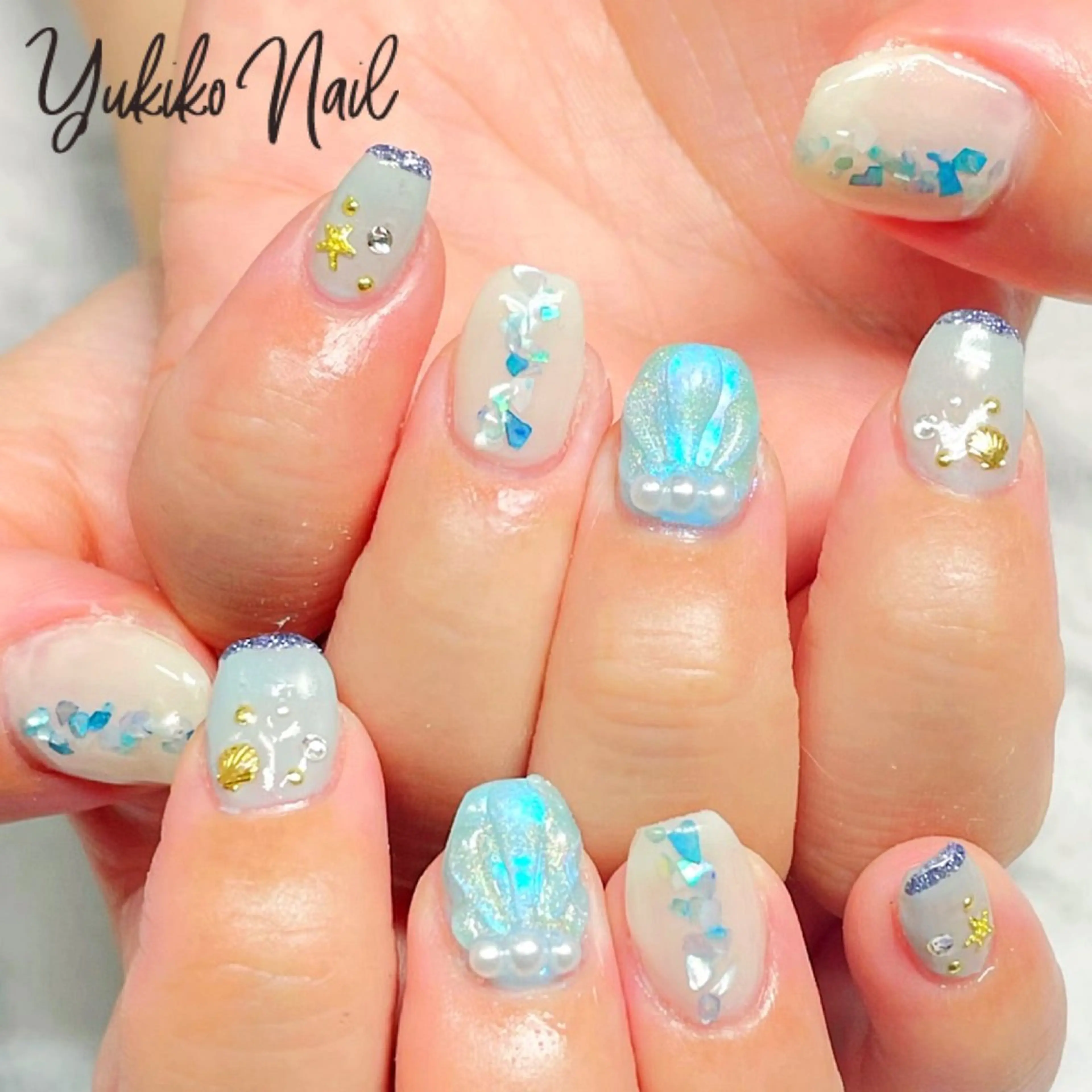 ネイル キラキラネイル マグネットネイル 夏ネイル ユキコ ネイルのネイルデザイン