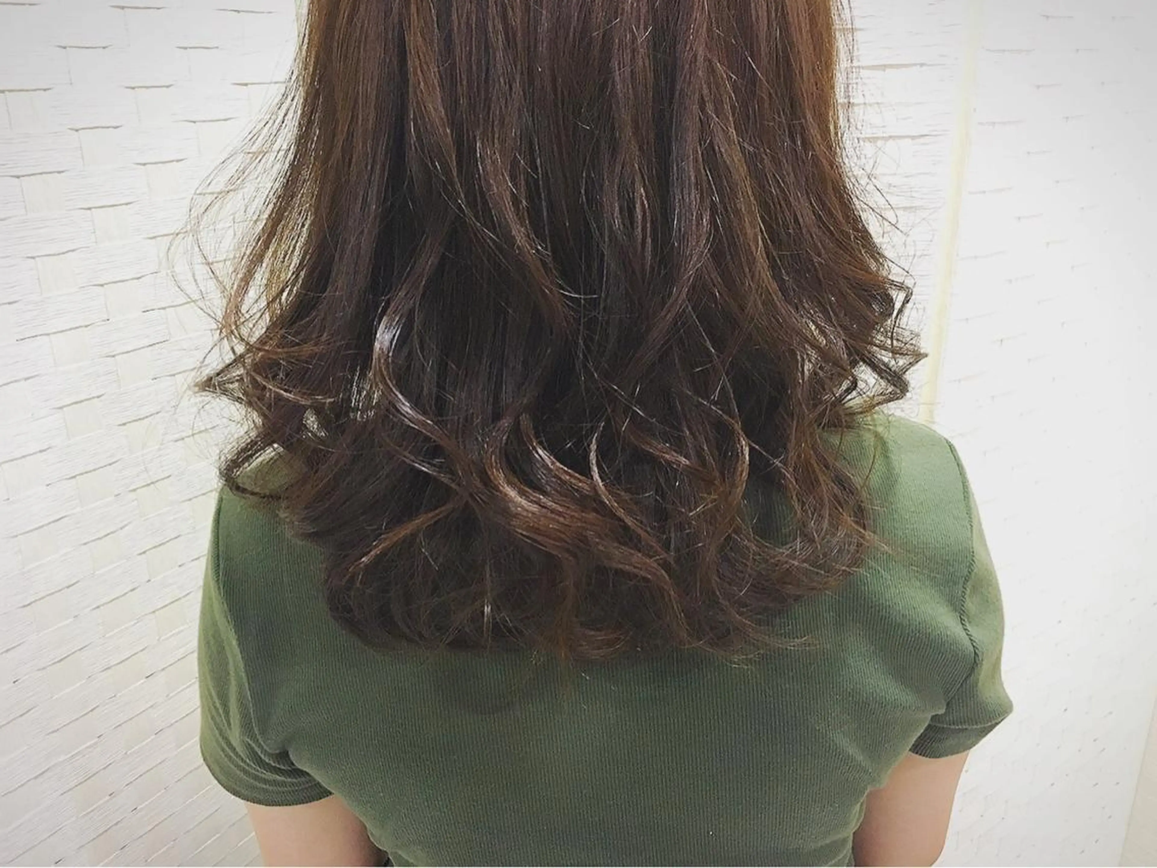 ミディアム セミロング ロング カラー アッシュ ハイトーンカラー boutique misakiのヘアスタイル