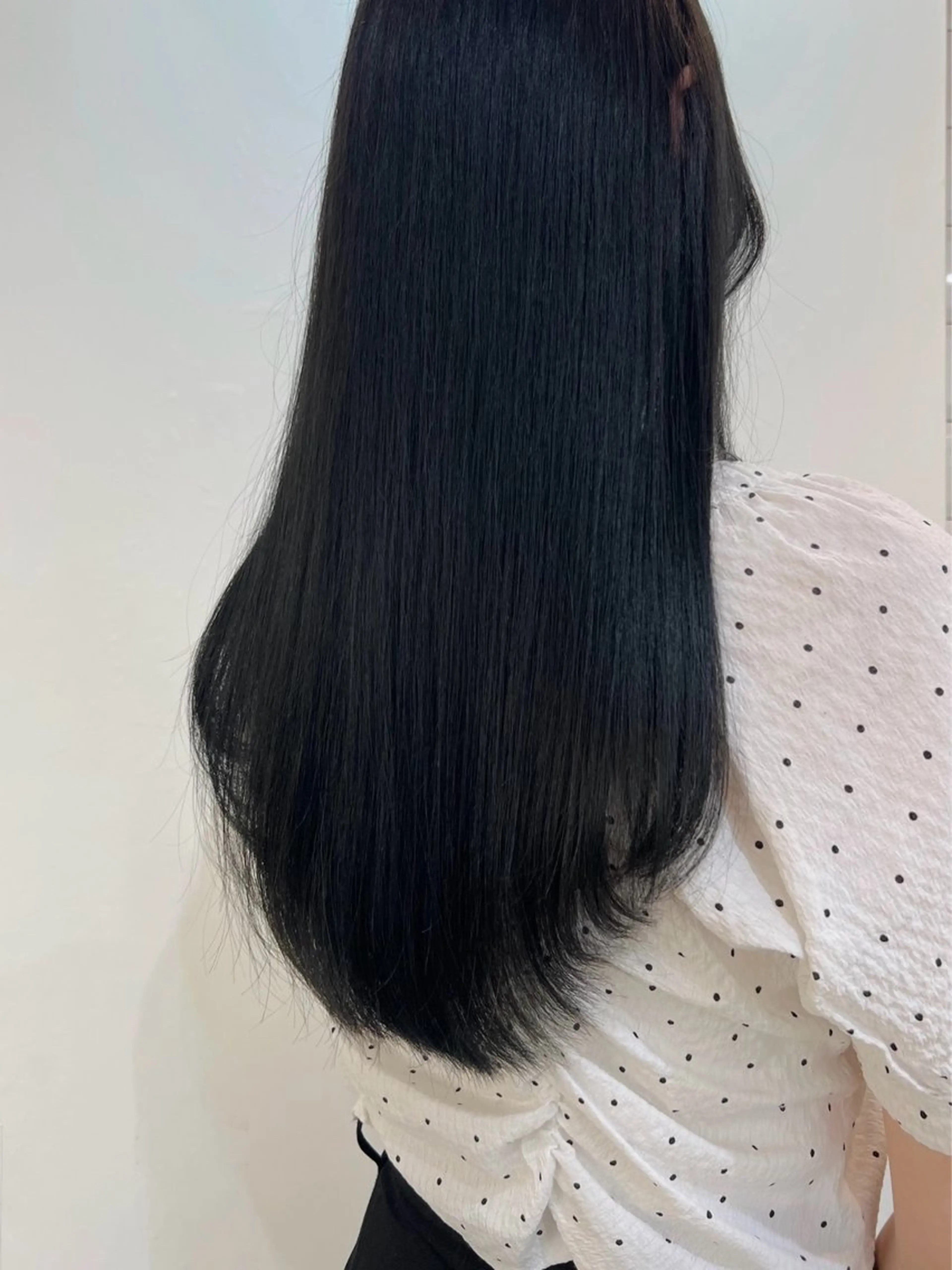 ロング カラー 透明感カラー デザインカラー イヤリングカラー ハイライトカラー ボブ KANA/ボブ/ インナーカラー/艶髪のヘアスタイル