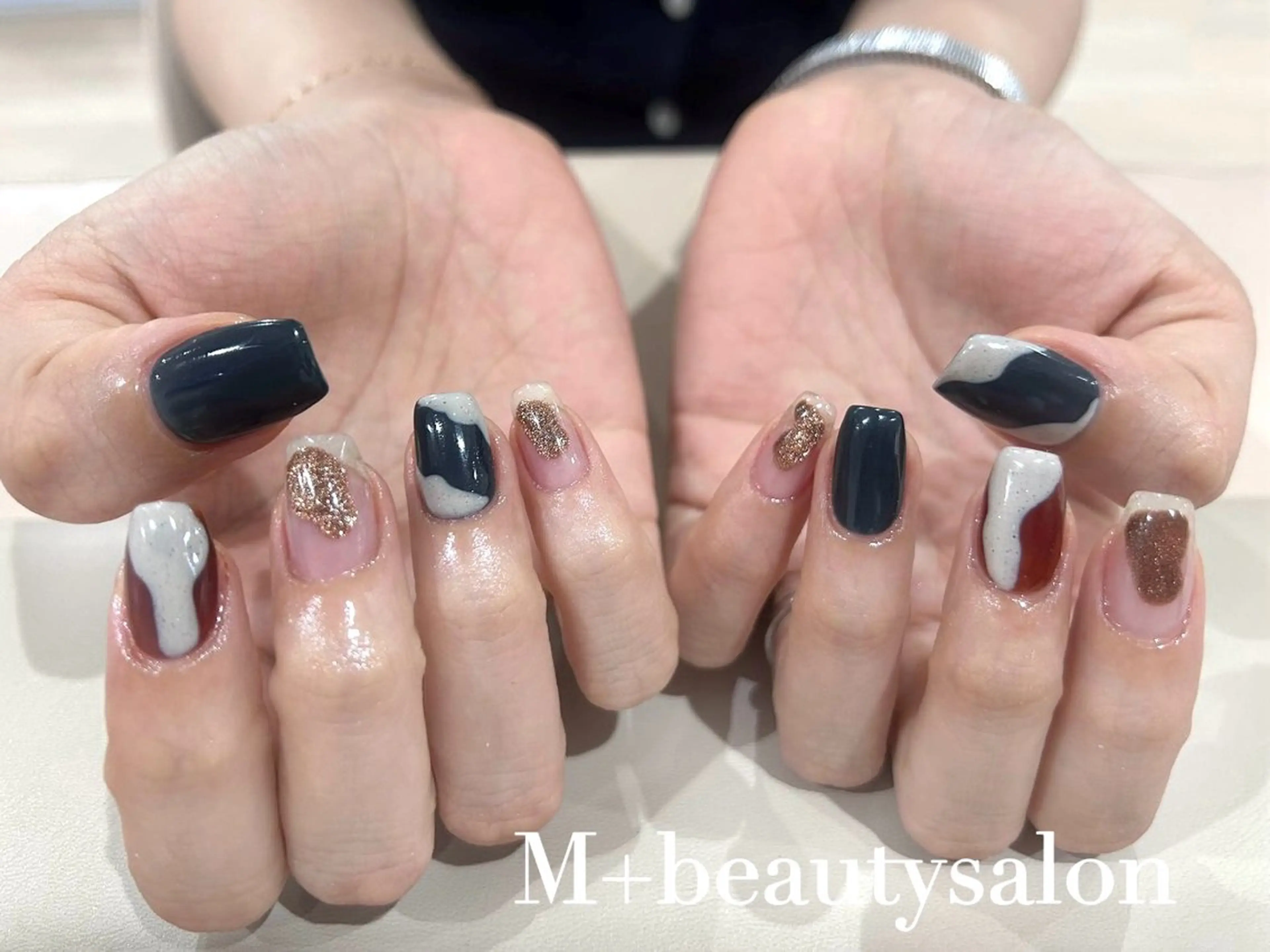 ネイル M+  Beauty Salonのネイルデザイン