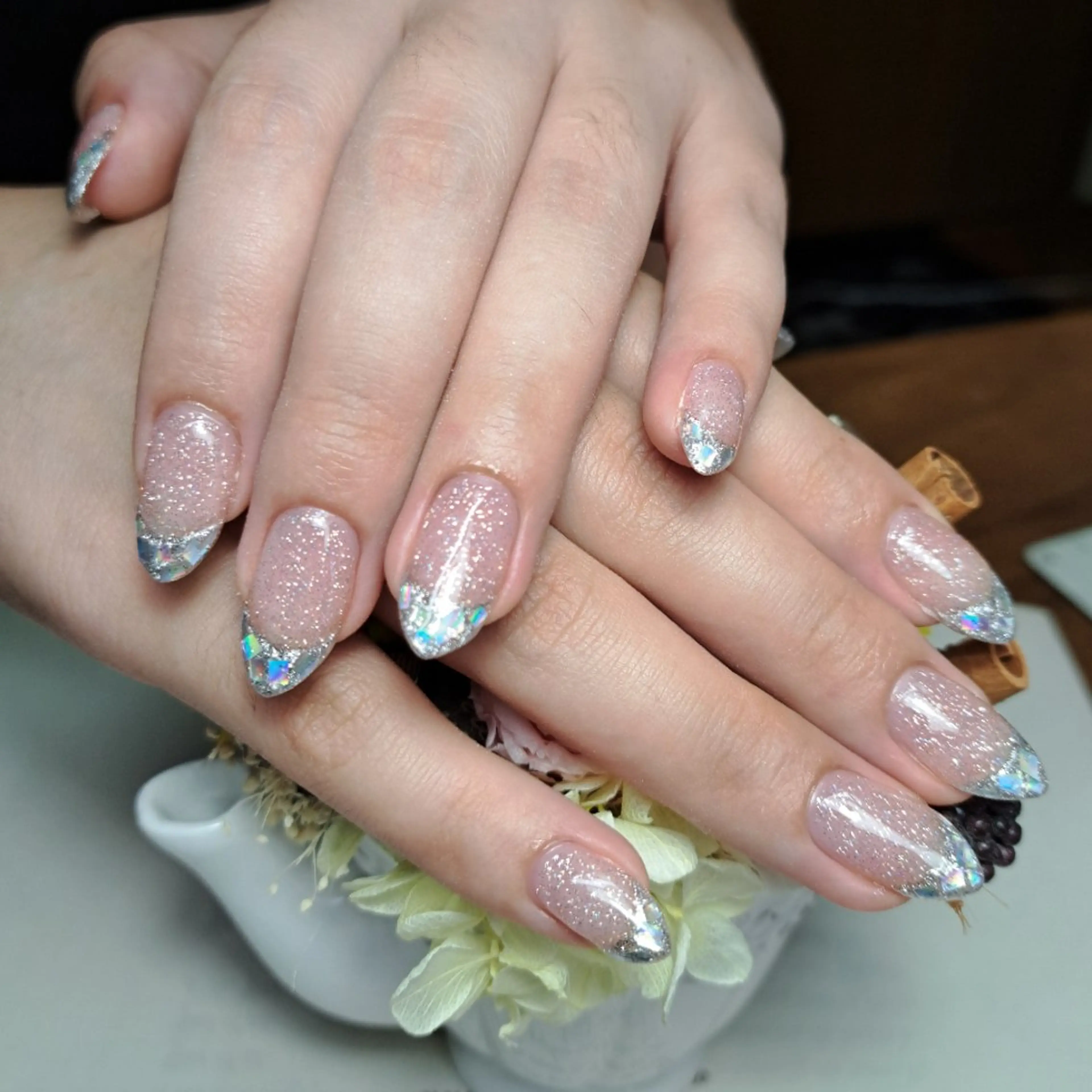 ネイル フレンチネイル ガラスフレンチ ハンドネイル HAYASHI  Nのネイルデザイン