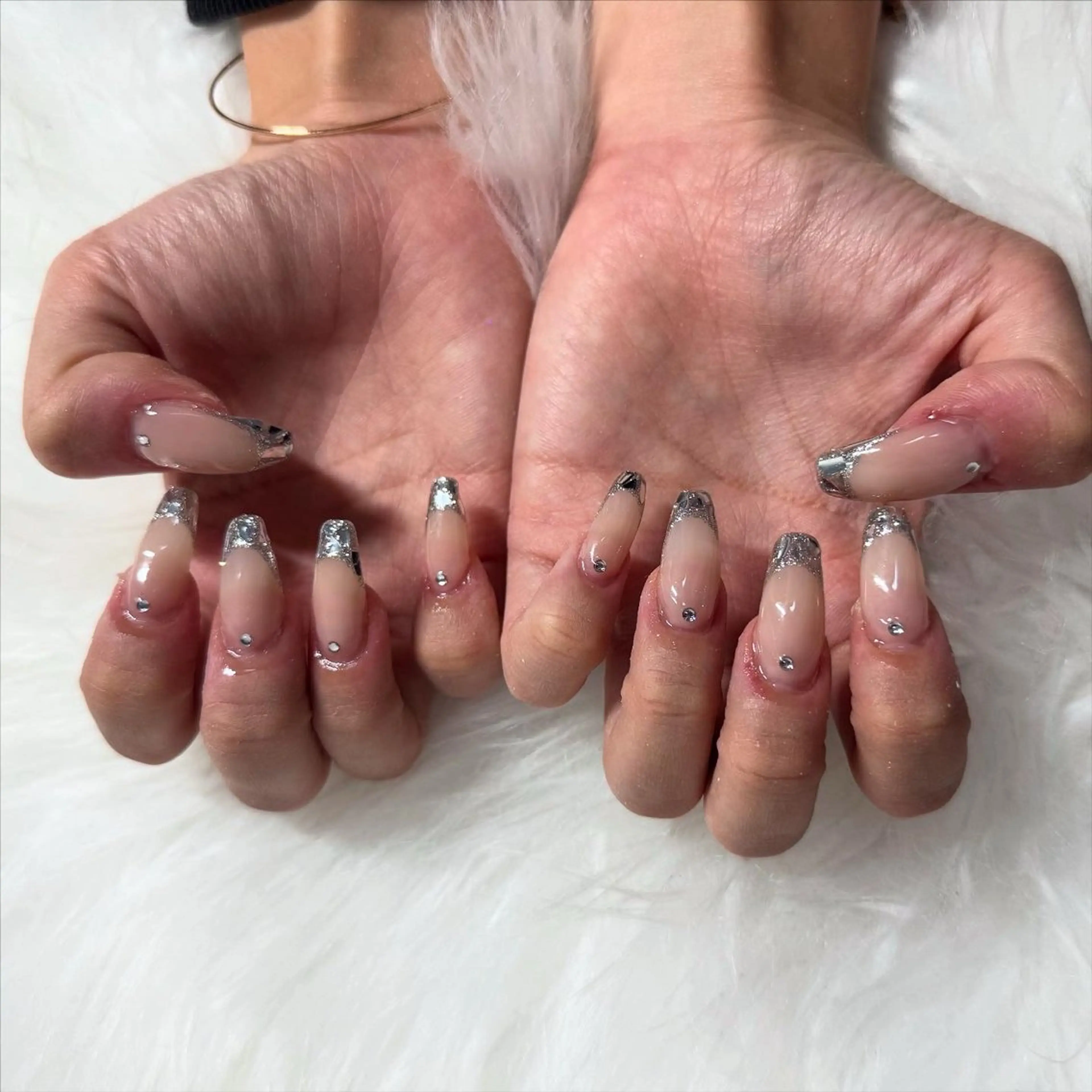 ロング ハンドネイル mao .のネイルデザイン