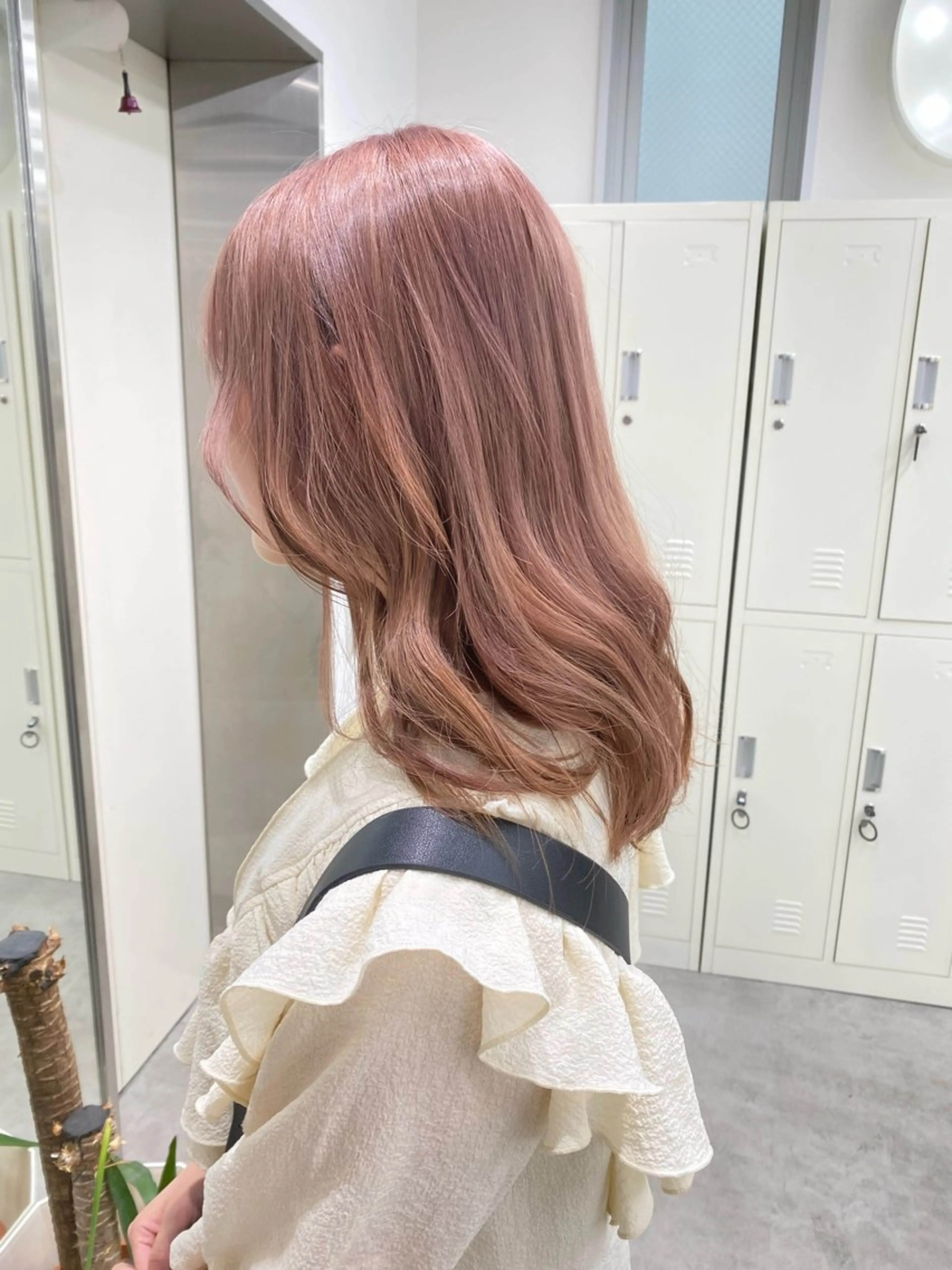 ミディアム カラー ハイトーン/ウルフ/ ボブ/増田のヘアスタイル