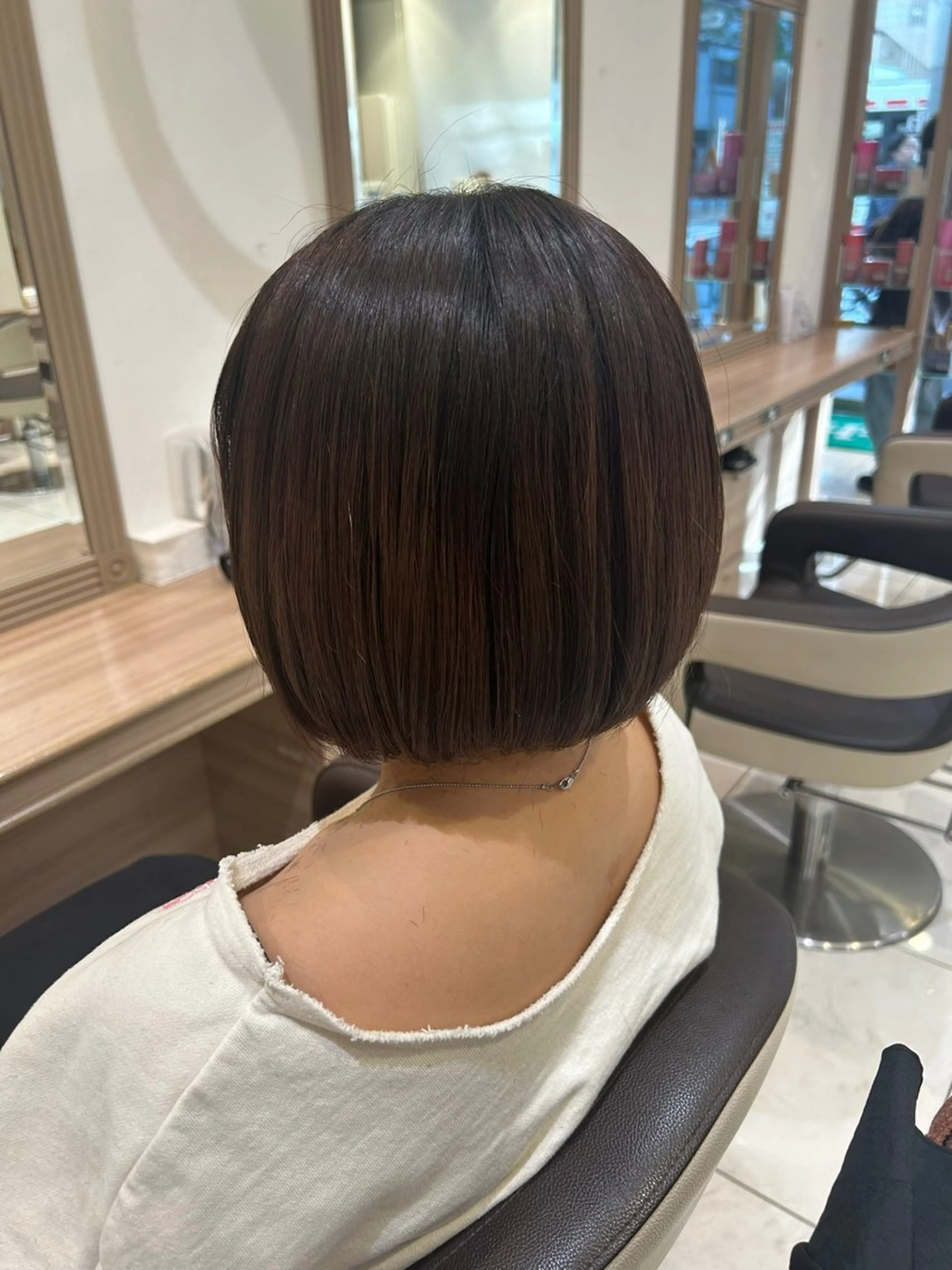 ショート ハイトーン/レイヤー 藤田健太郎のヘアスタイル