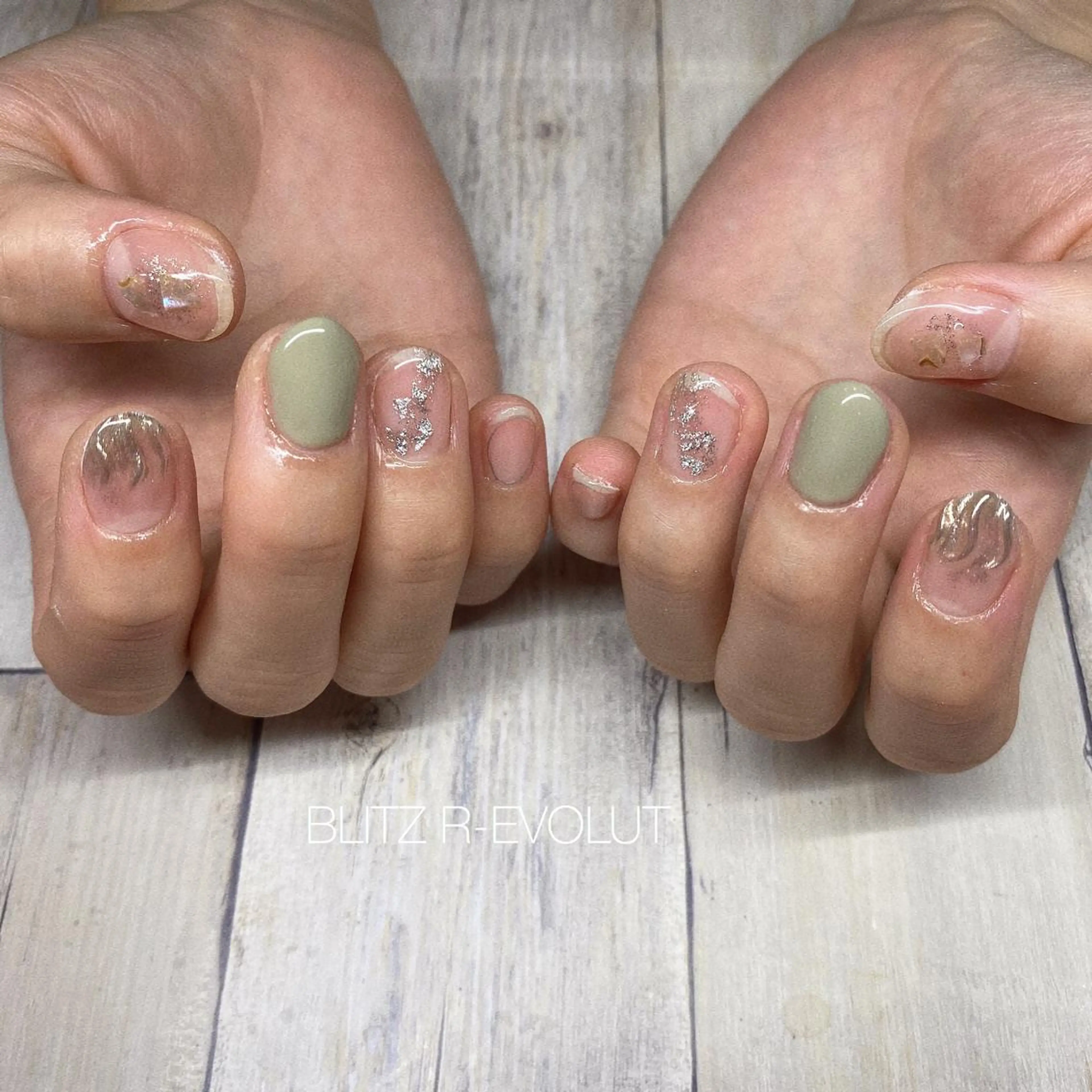 ネイル ☁️BLITZ 🎀笠原雪音🎀のネイルデザイン