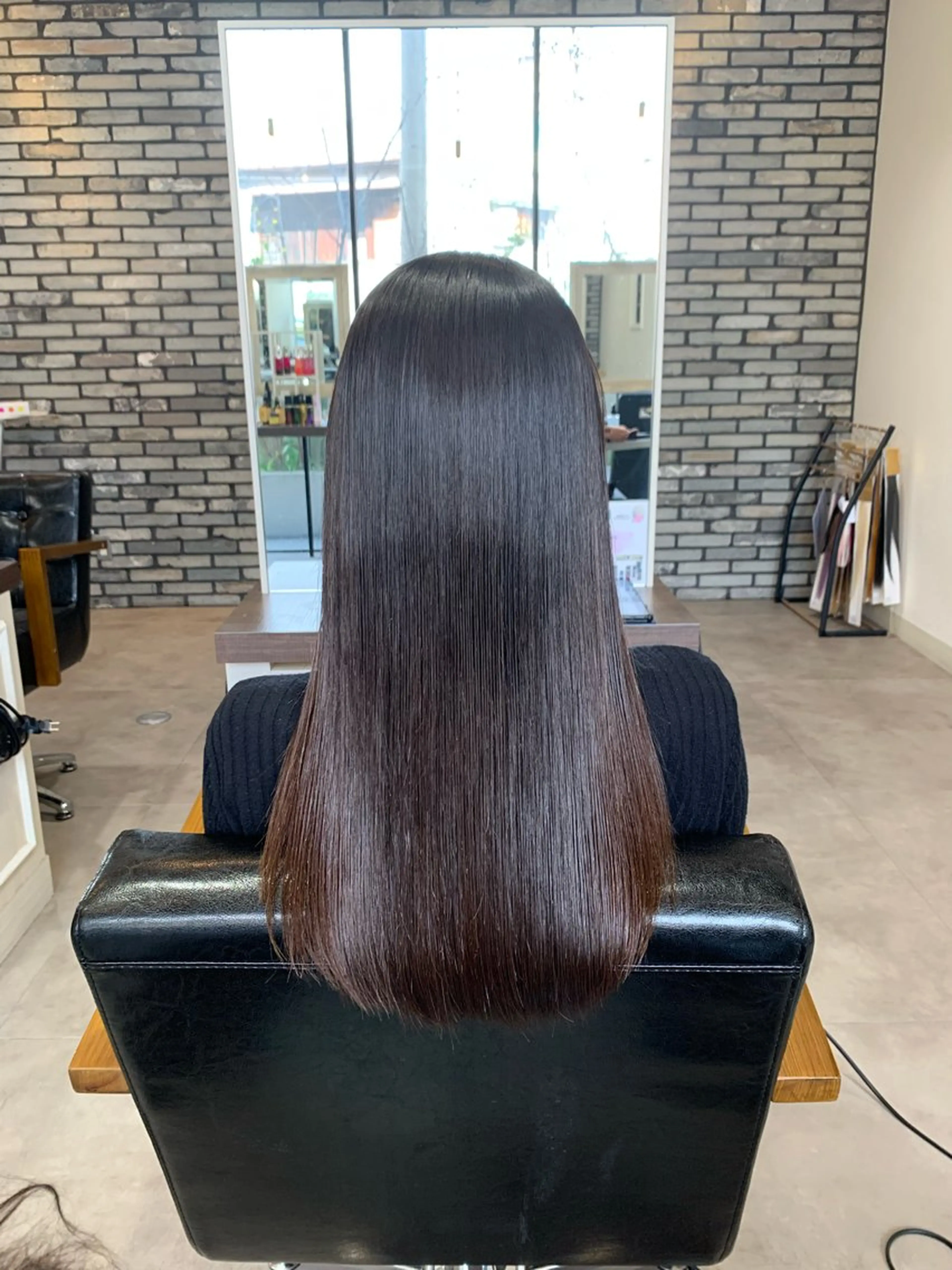 ロング カット 縮毛矯正 トリートメント 地毛風ストレート/ 髪質改善/榎本流行のヘアスタイル