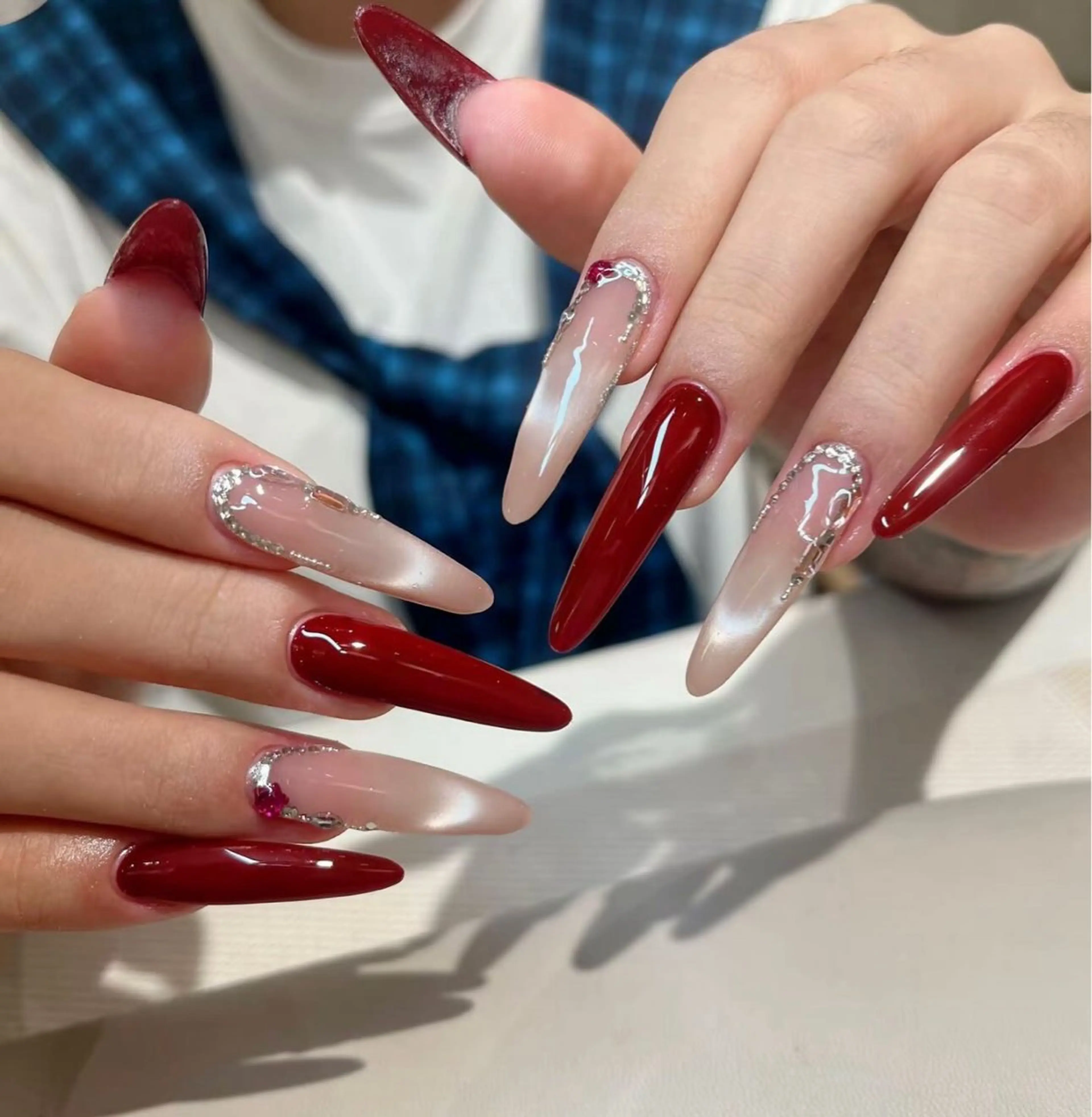 ネイル アートネイル オーロラネイル ブルー チークネイル フットネイル ハンドネイル NAILS168 新大久保店のネイルデザイン