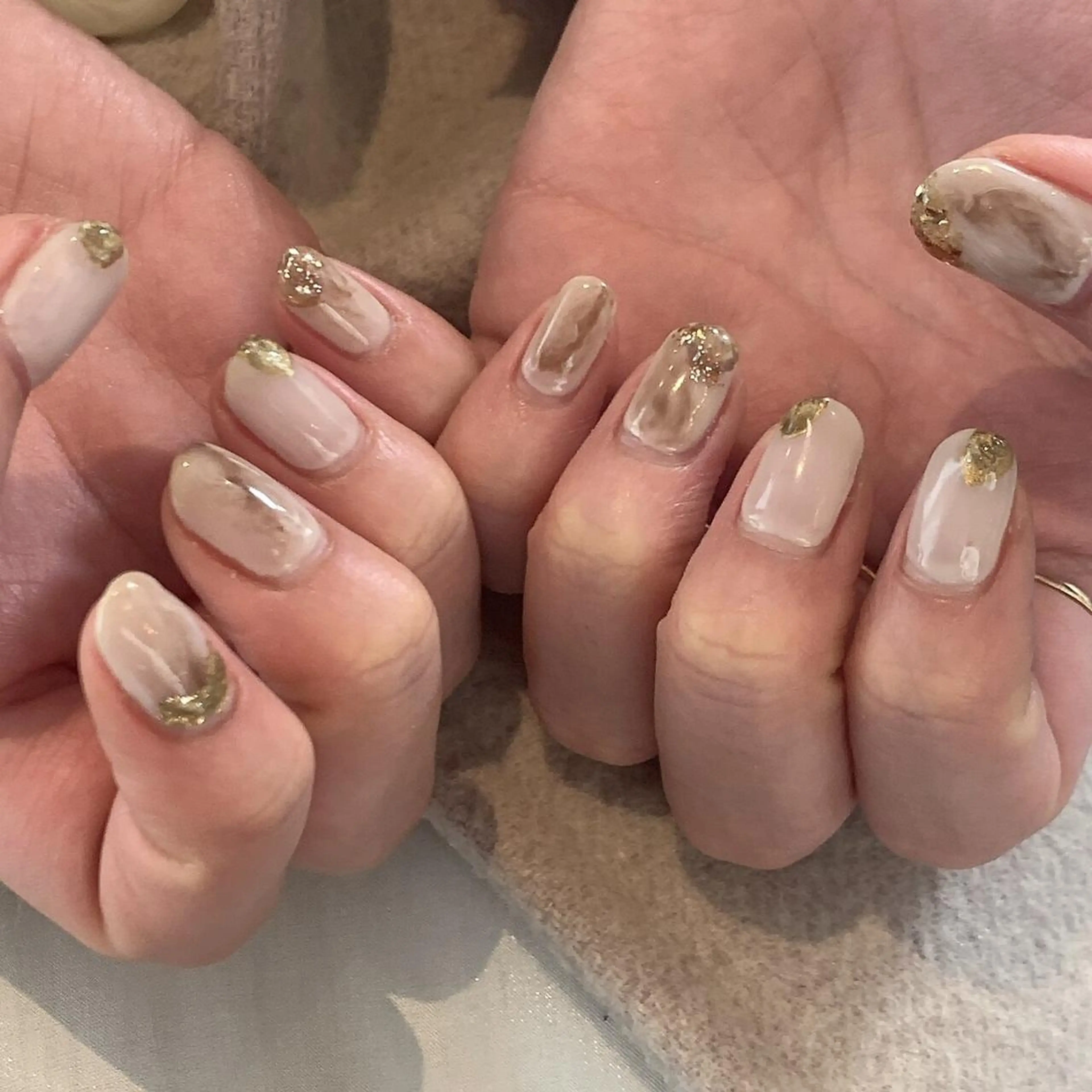 ネイル フレンチネイル ジェルネイル ガラスフレンチ グラデーション マグネットネイル ハンドネイル 【パラジェル認定】 newiネイル京橋のネイルデザイン