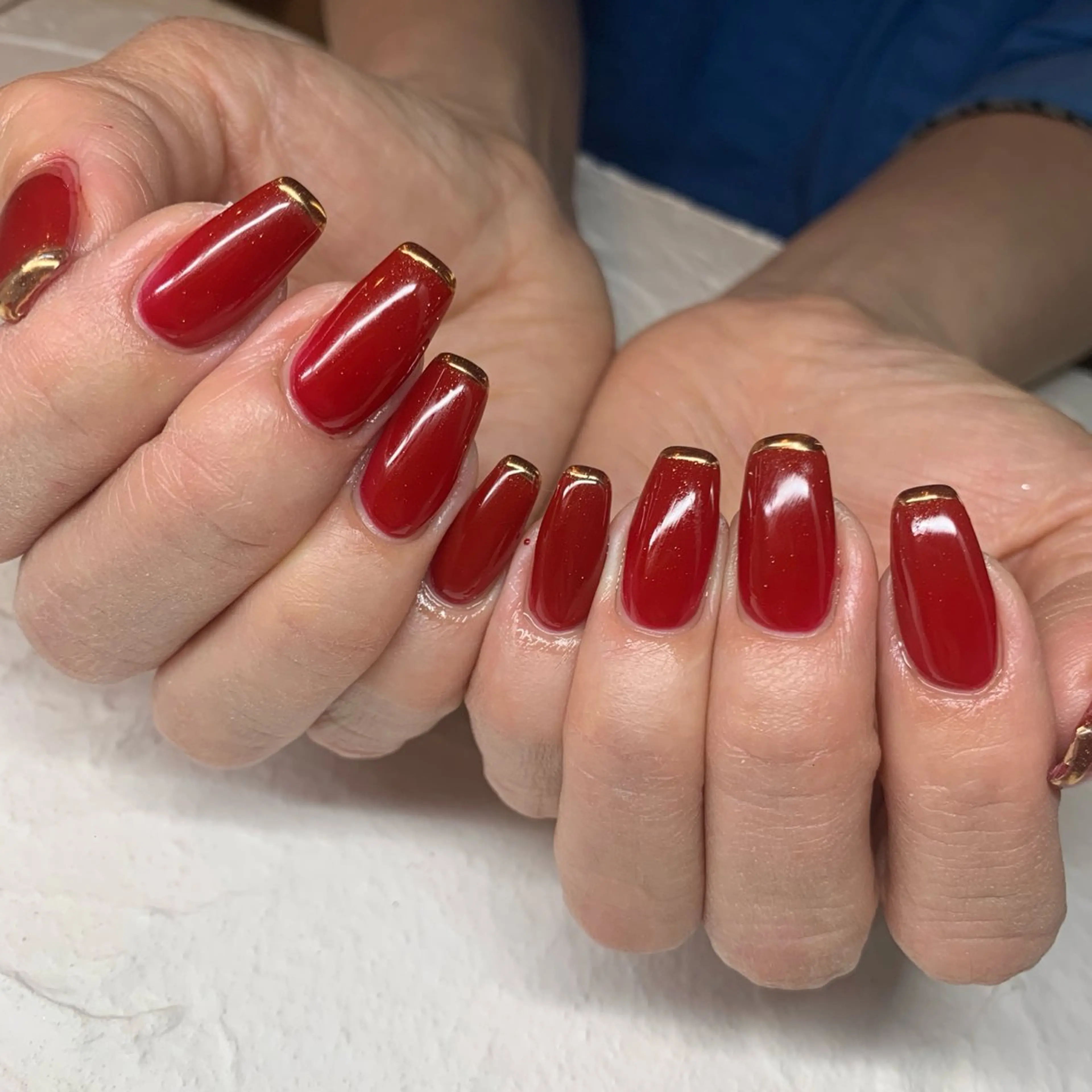 ネイル ボルドー 赤色 スカルプネイル バレンタイン happiness nailのネイルデザイン