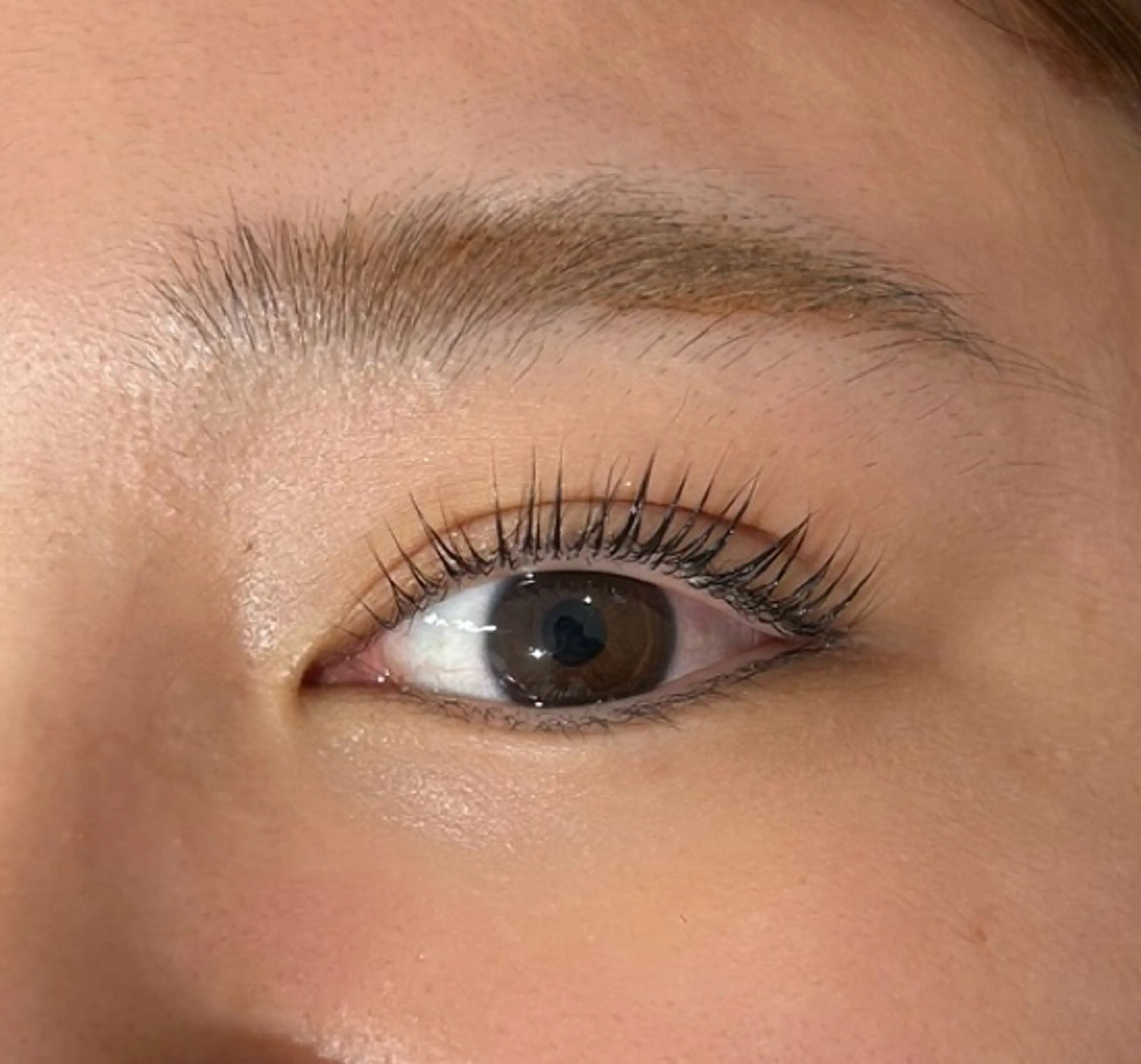 パーマ Mio ミオのマツエク・マツパデザイン