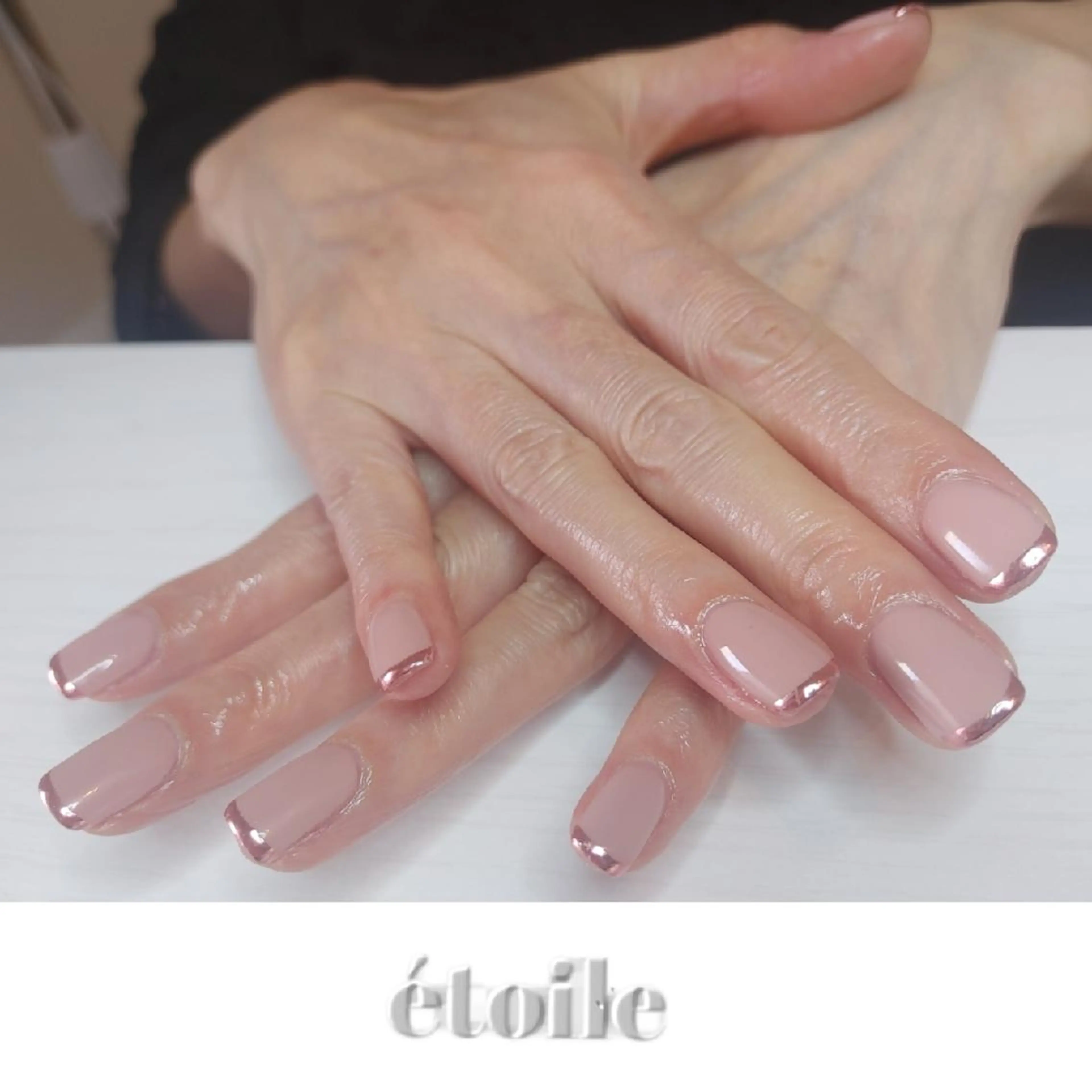 ネイル ミラーネイル ハンドネイル ハンドケア étoile(エトワール)所属・山田 可愛のネイルデザイン