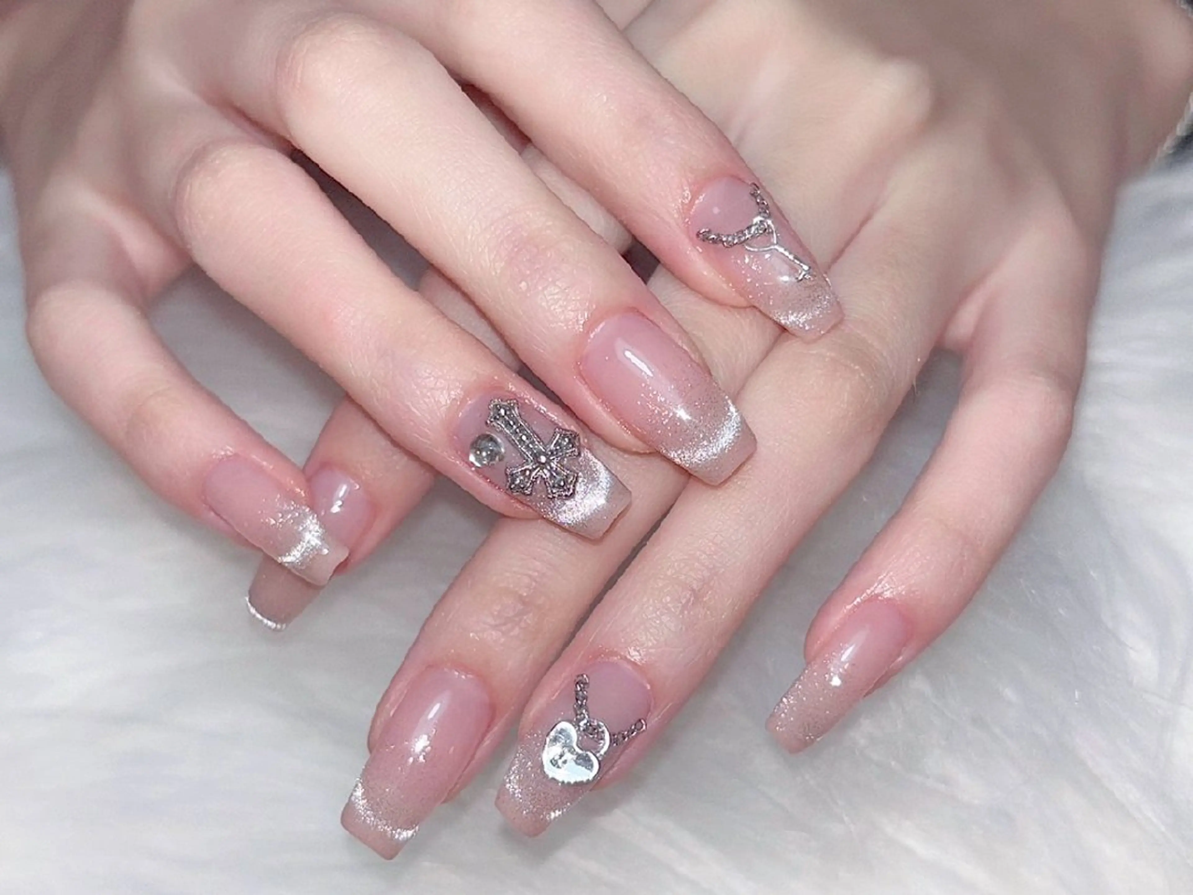 ネイル ネイルサロン Easenのネイルデザイン