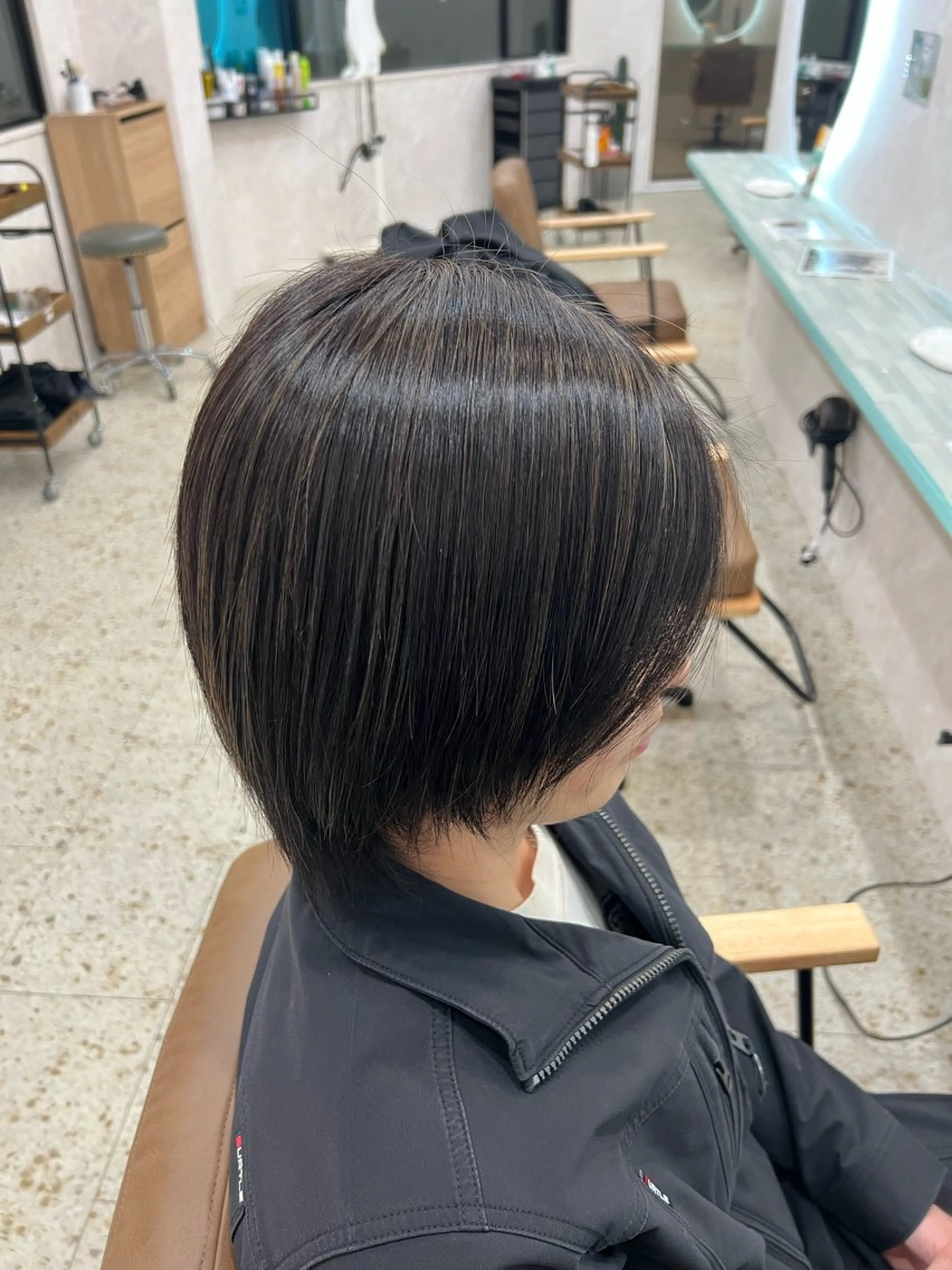 ショート カラー ブリーチ ハイライトカラー ハイライト ヘアカラー 近藤 叶大のヘアスタイル