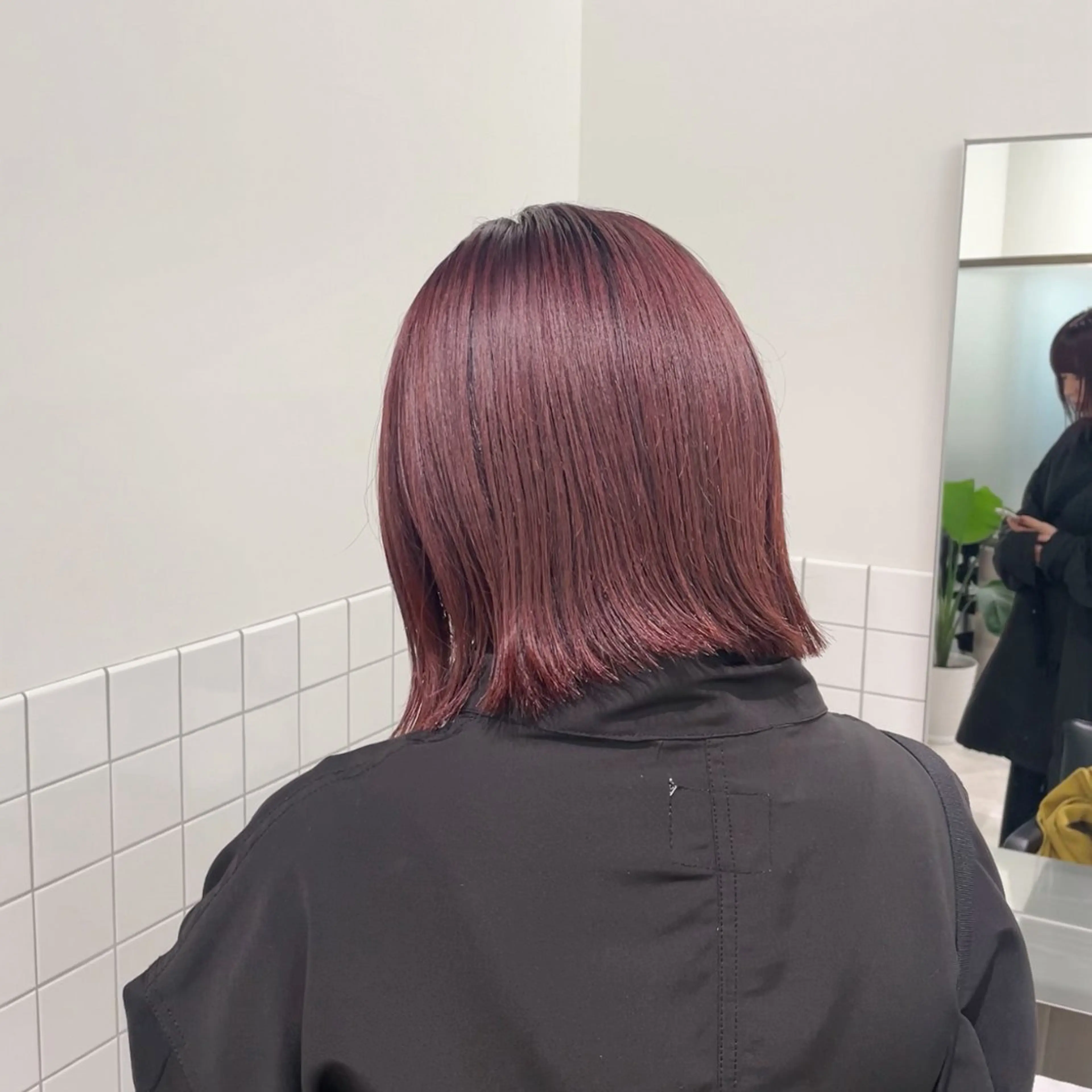 ショート カラー ブリーチ ブリーチなしカラー 大人スタイル 太田のヘアスタイル