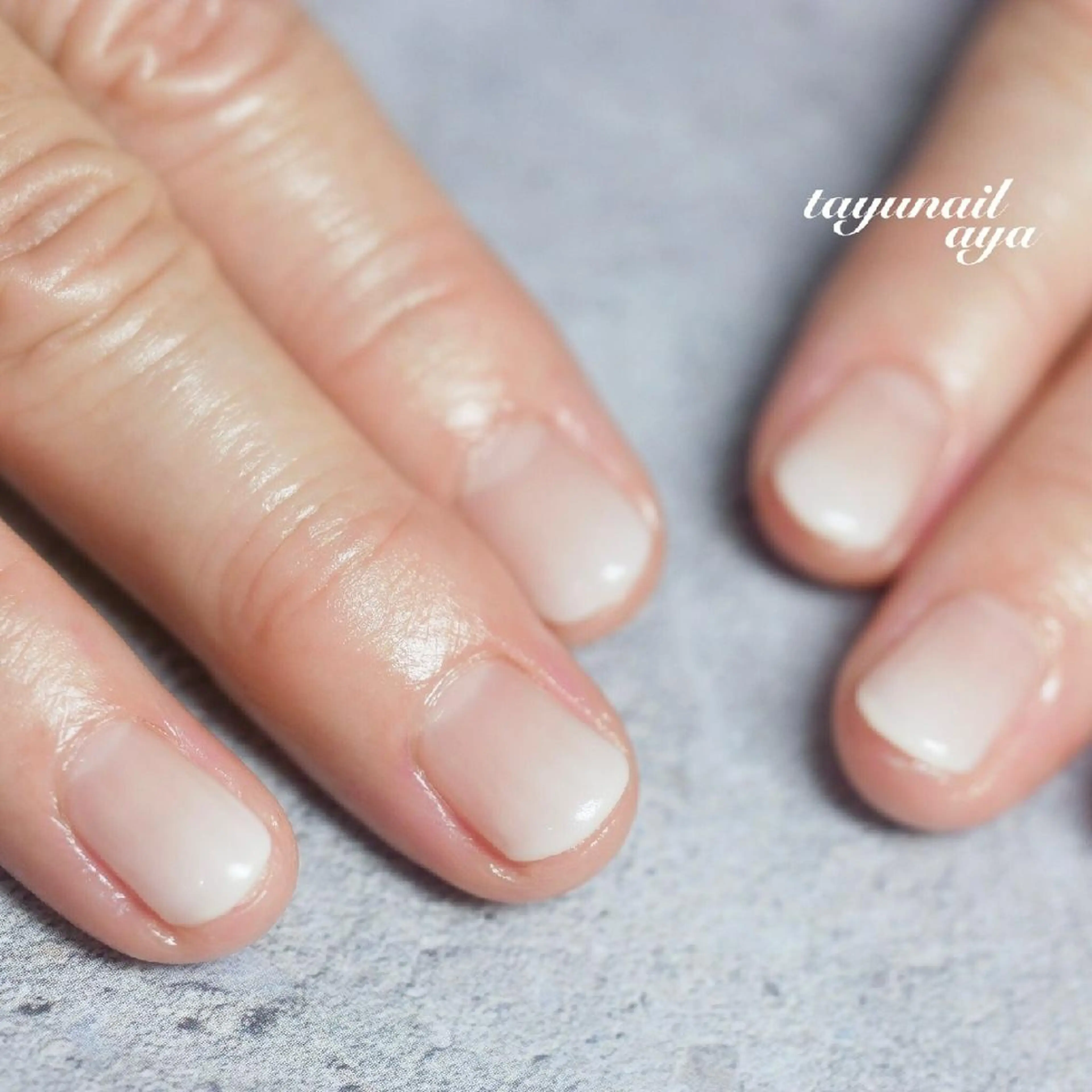 ネイル ブルー ジェルネイル グラデーション パラジェル 夏ネイル ネイルサロン 【たゆnail】のネイルデザイン