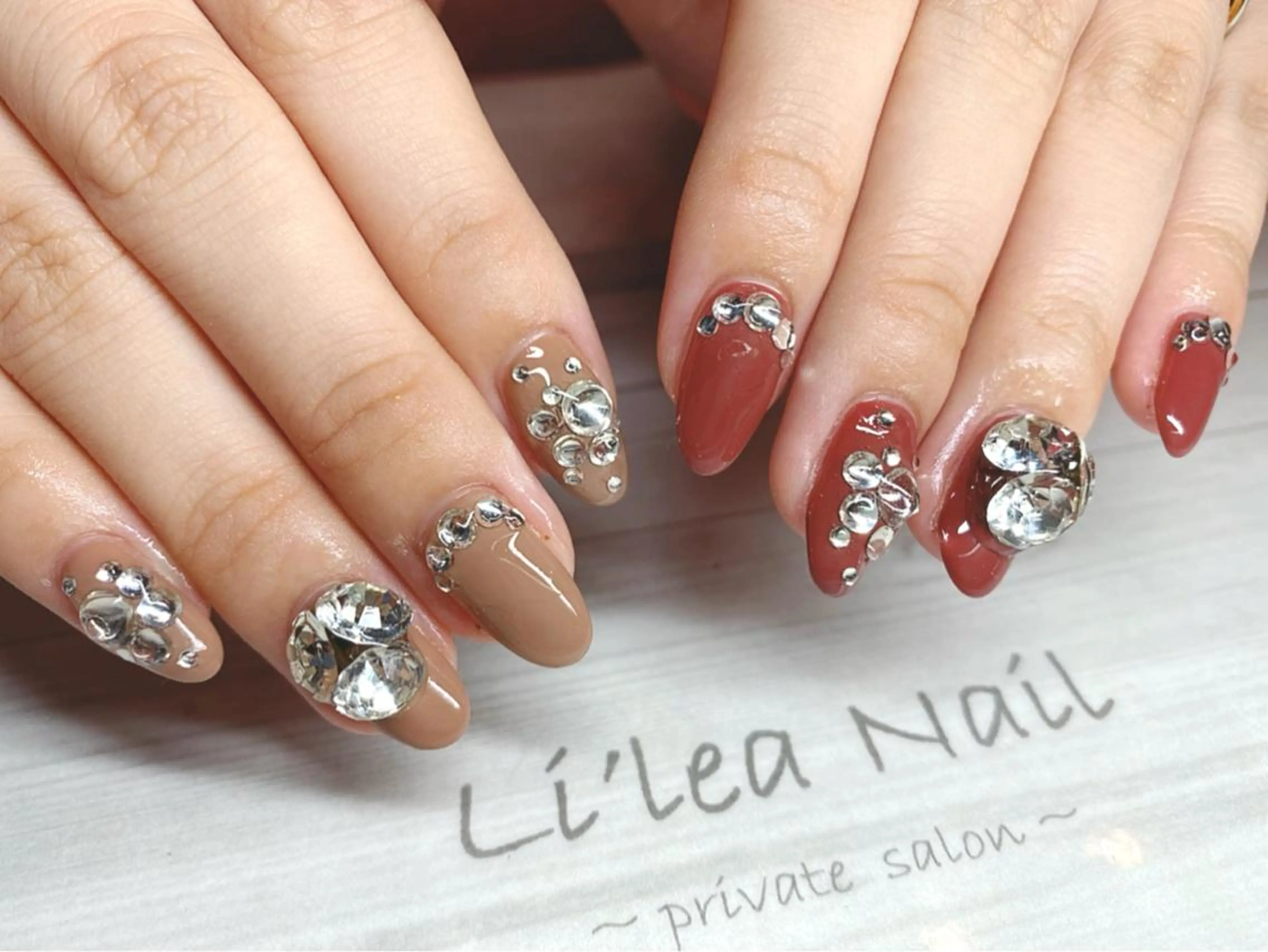 ネイル Li'leaNail AINAのネイルデザイン