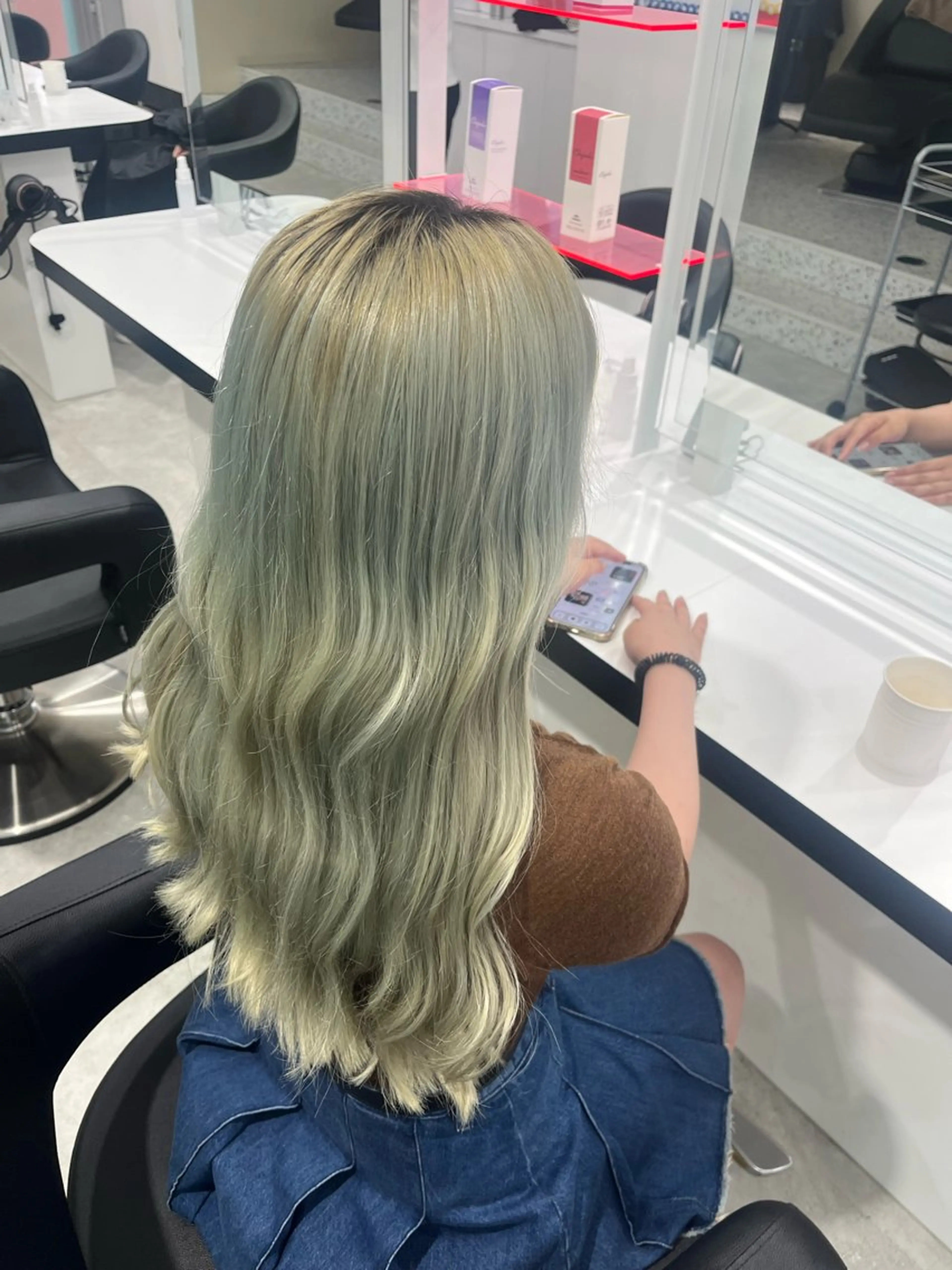 ロング みう/仙台/暖色/ 艶髪/顔周りカット/のヘアスタイル