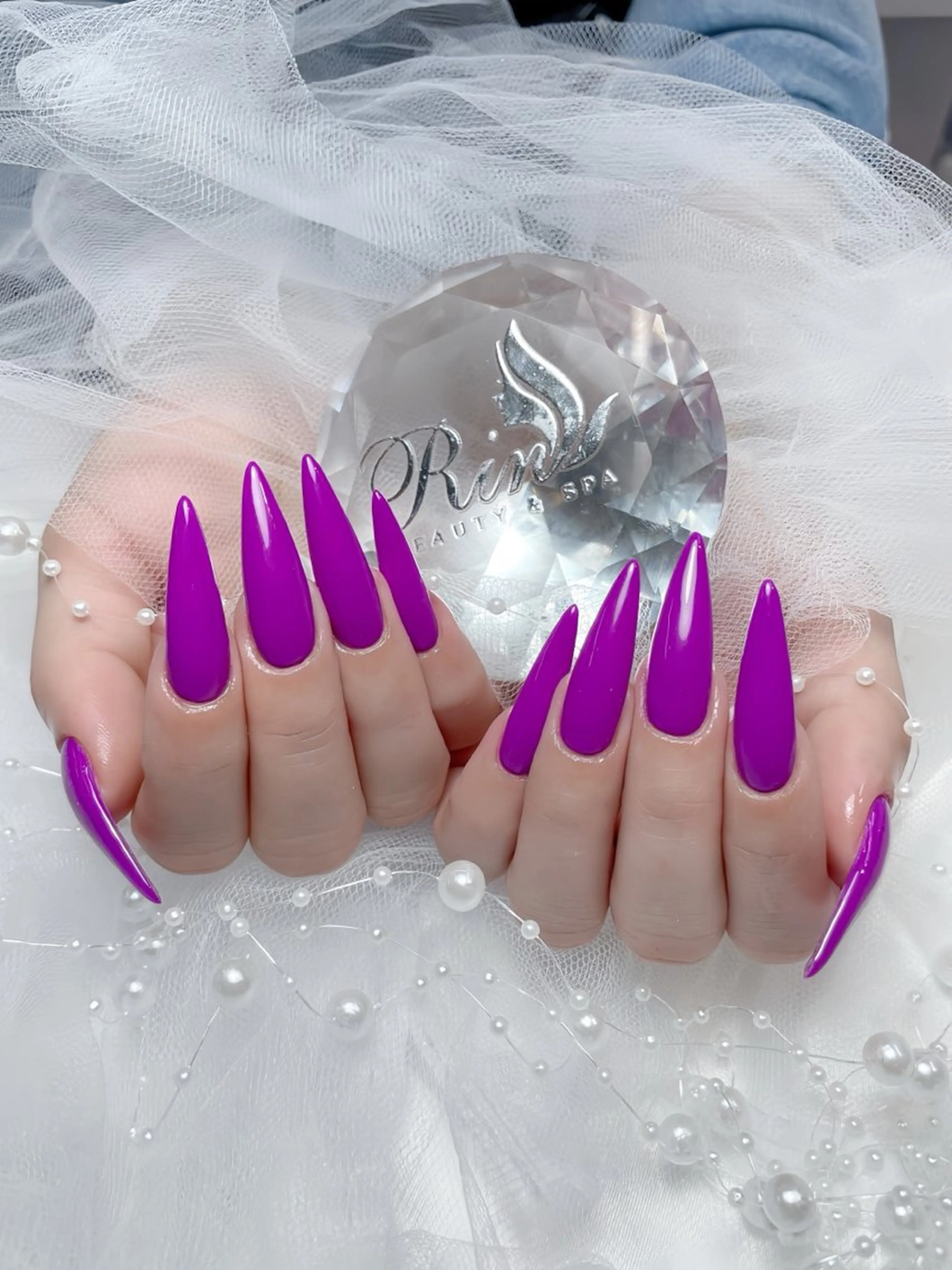 ネイル ボルドー フレンチネイル グラデーション キラキラネイル 韓国ネイル ハンドネイル Rin Nail Shinokuboのネイルデザイン