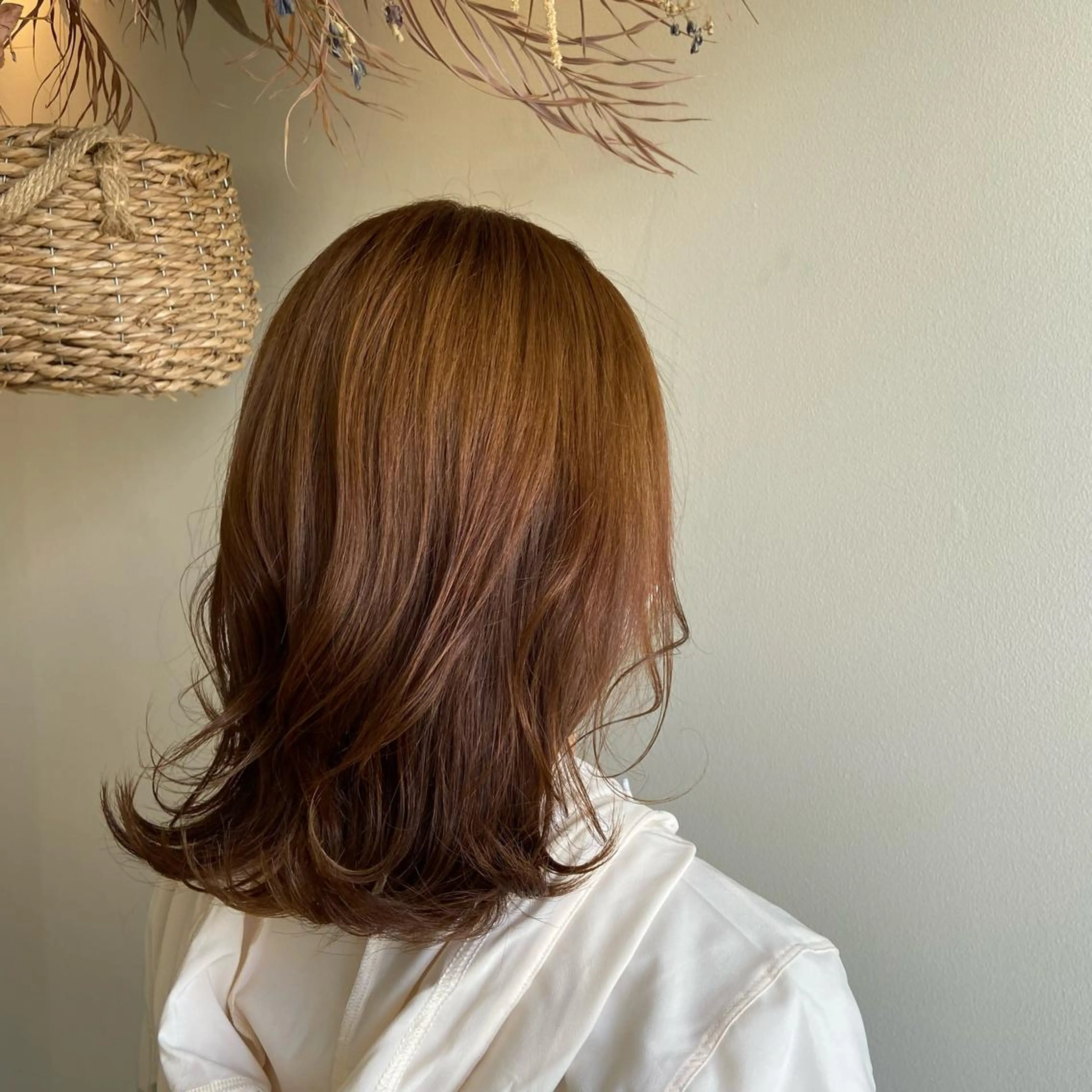 ミディアム カット ヘアカラー 清原 里菜のヘアスタイル