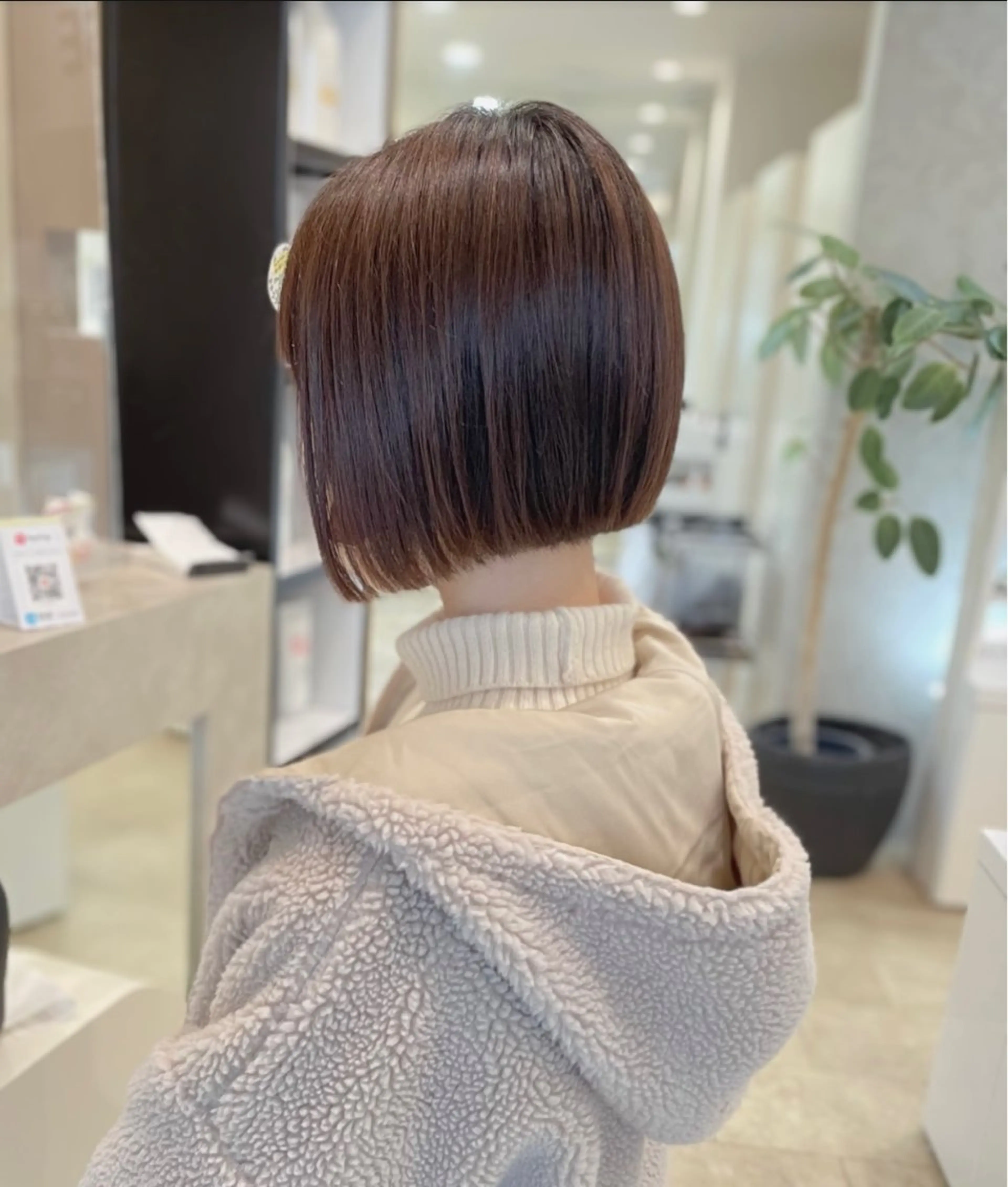 ショート カラー 縮毛矯正ボブ/ 髪質改善/カットのヘアスタイル