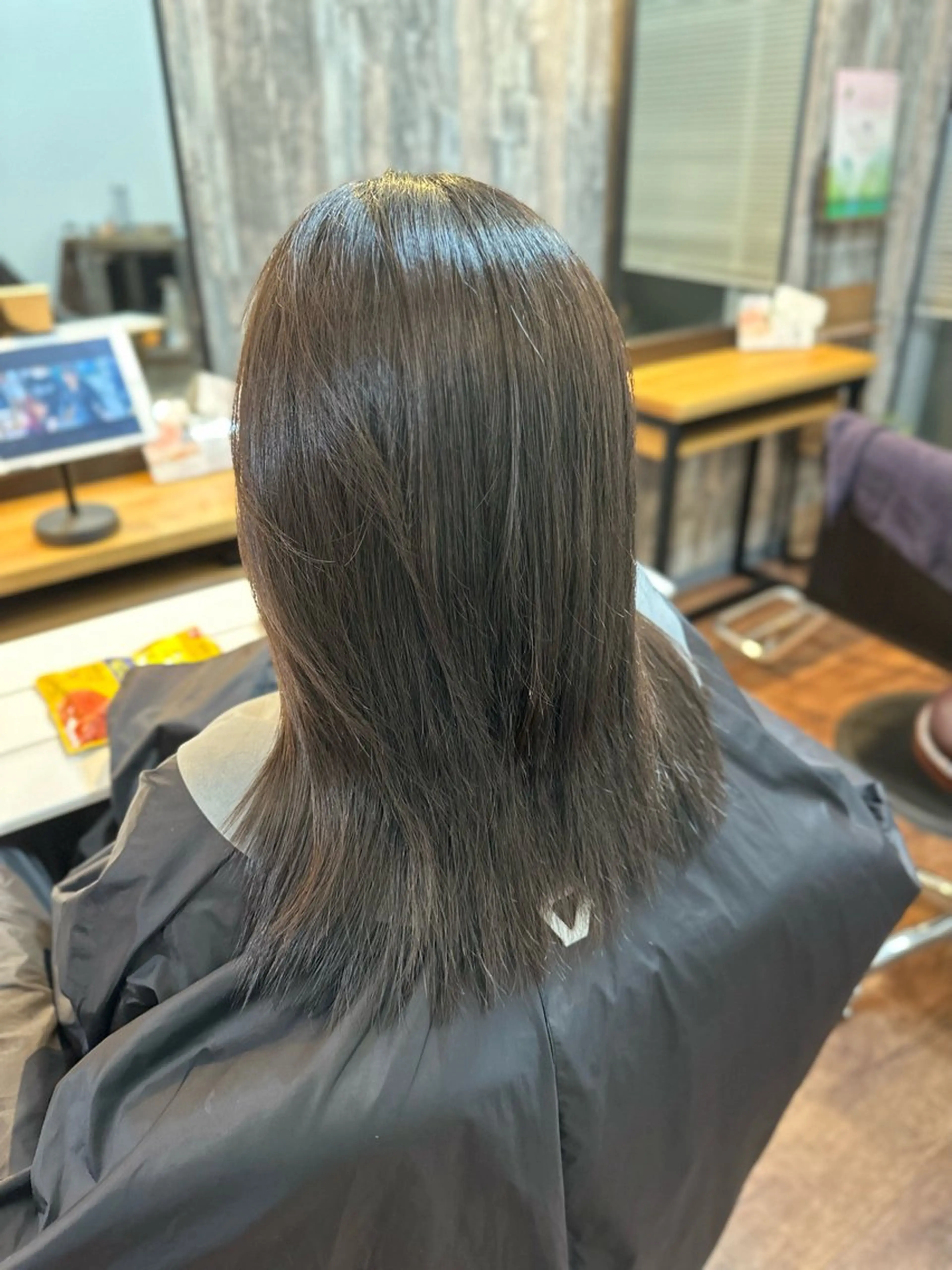 ミディアム パーマ ストレートパーマ Luzir⭐︎ GEN⭐︎のヘアスタイル
