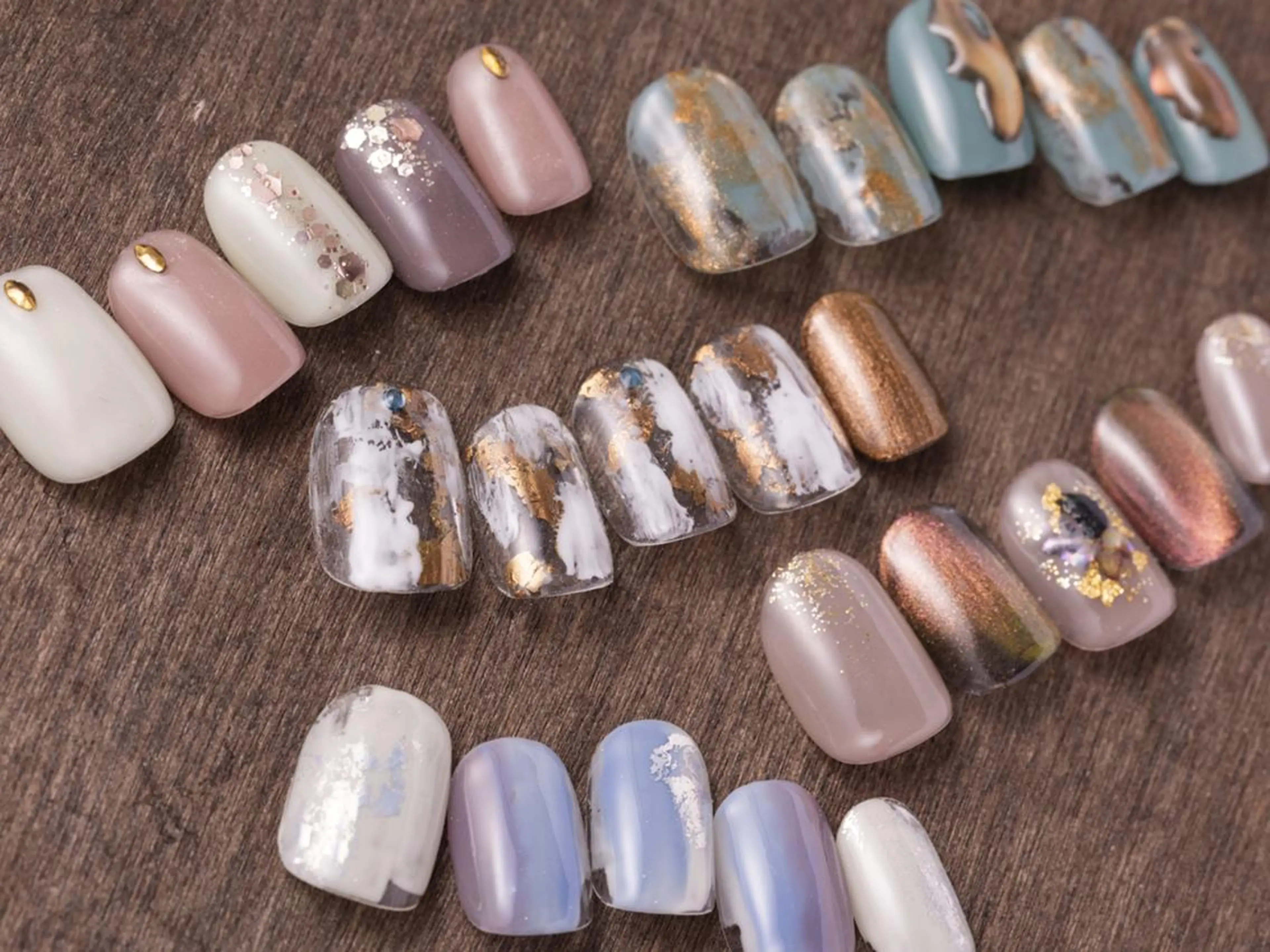 ネイル ジェルネイル ニュアンスネイル シンプルネイル i nails 横浜EASTのネイルデザイン