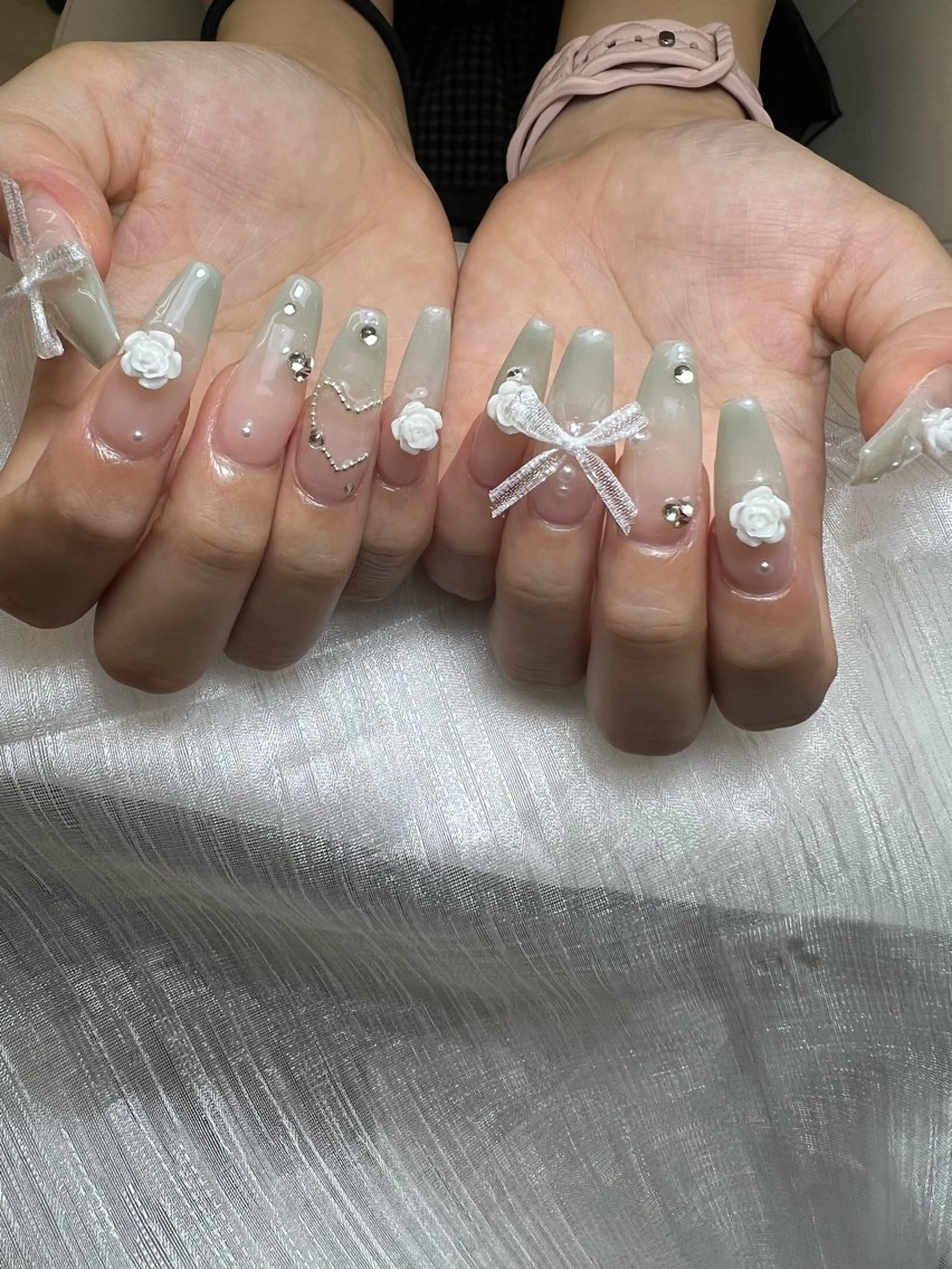 ネイル マグネットネイル ミラーネイル ネイルチップ 冬ネイル Lee Nailsのネイルデザイン