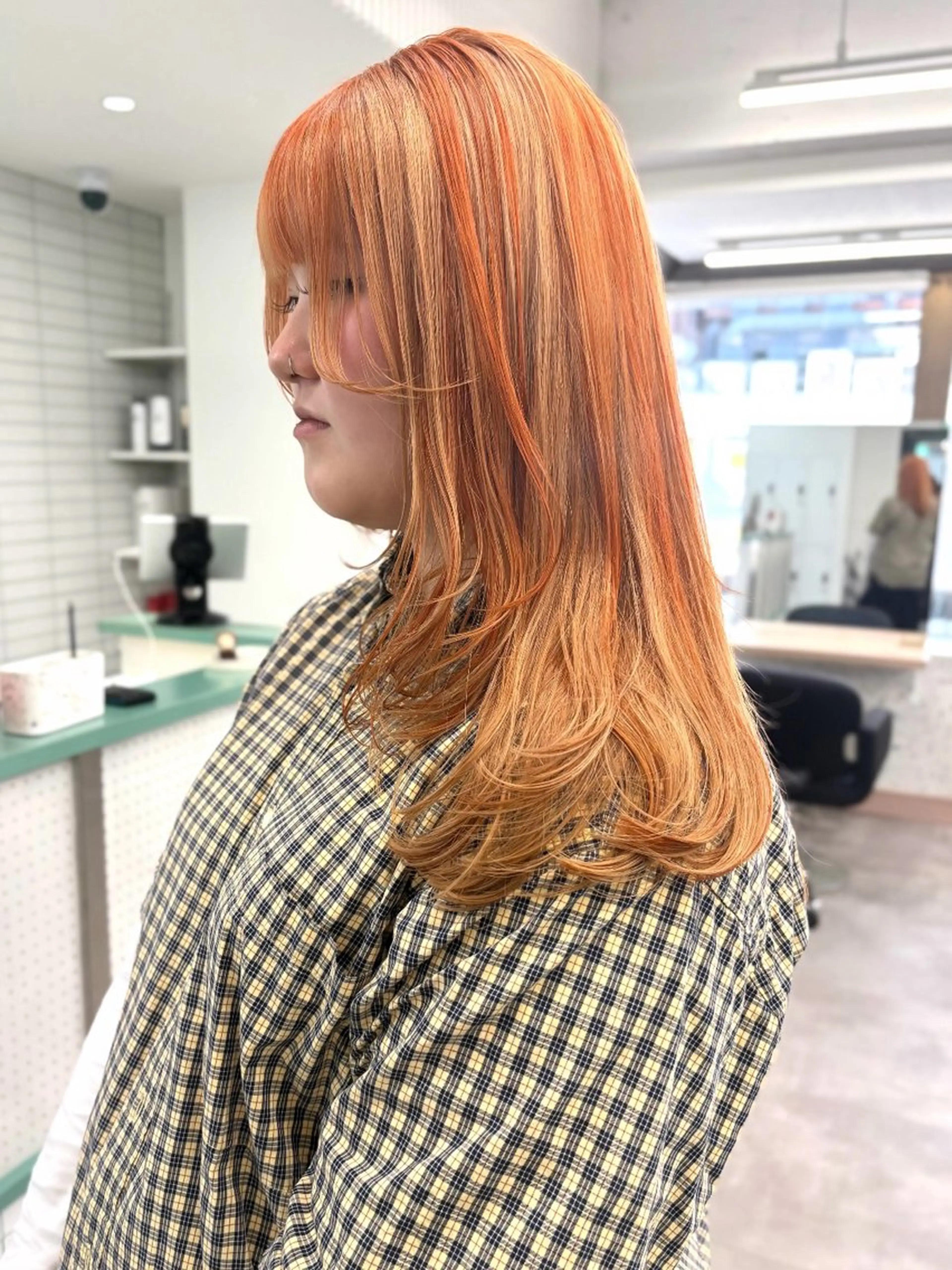 セミロング ヘアカラー Miyu🌊/海外 風ハイライトのヘアスタイル