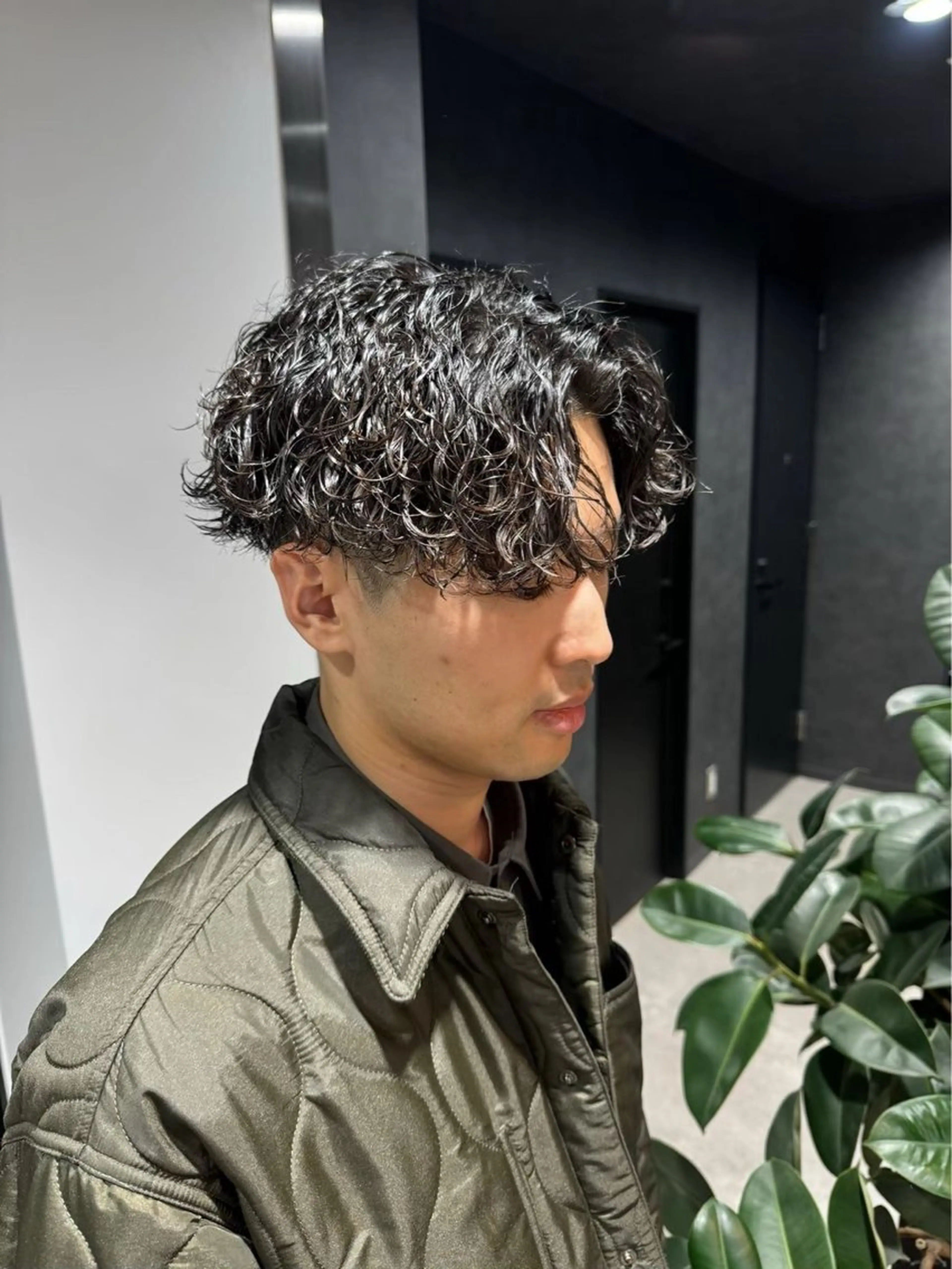パーマ メンズ メンズハイライト メンズパーマ ツイストスパイラルパーマ 波巻きパーマ ニュアンスパーマ 🔥 メンズ 特化🔥RAIのヘアスタイル