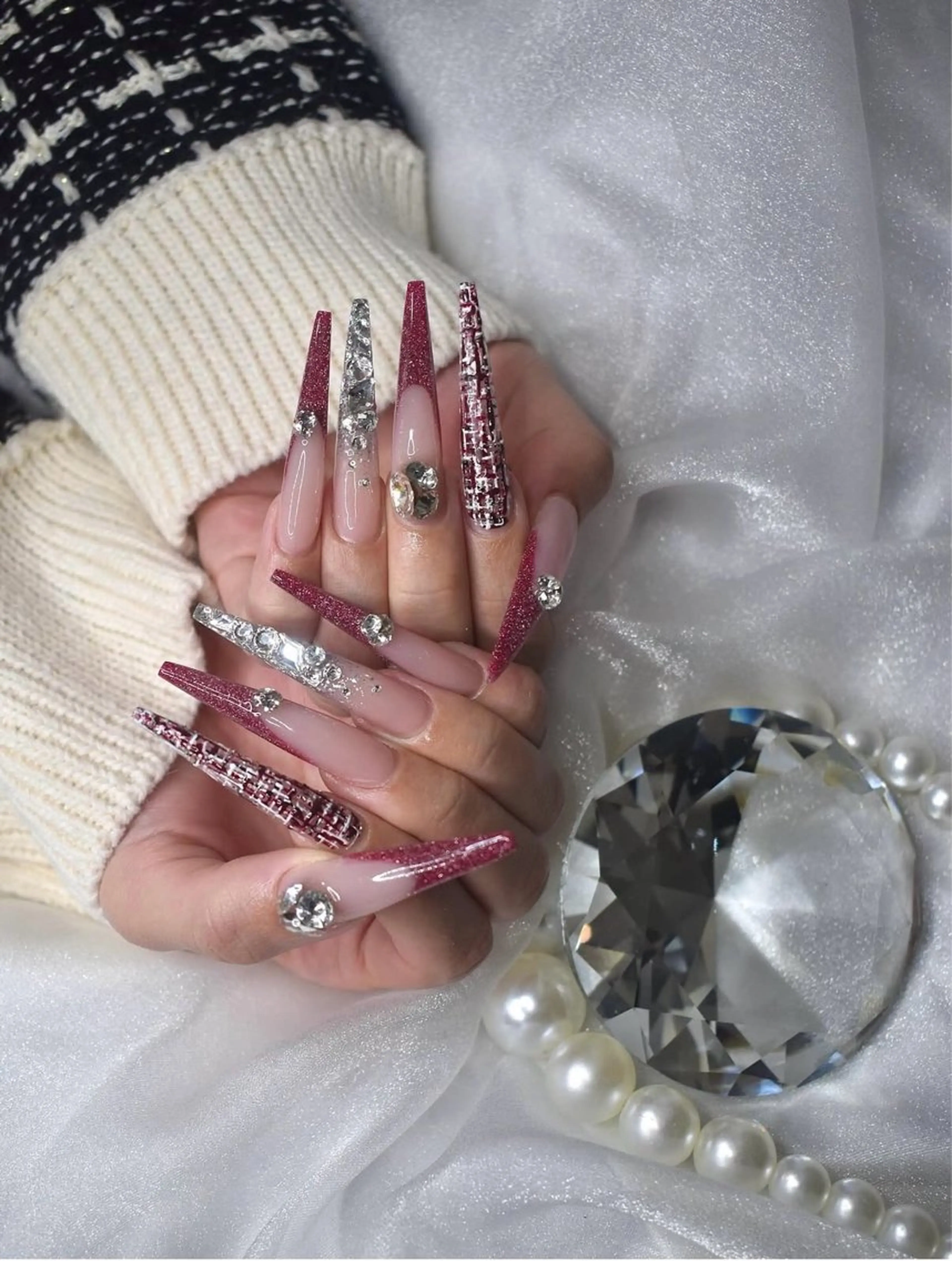 ネイル アートネイル ジェルネイル ガーリー キラキラネイル Nihonthy Nail 新宿所属・Nihonthy Nail 新宿のネイルデザイン