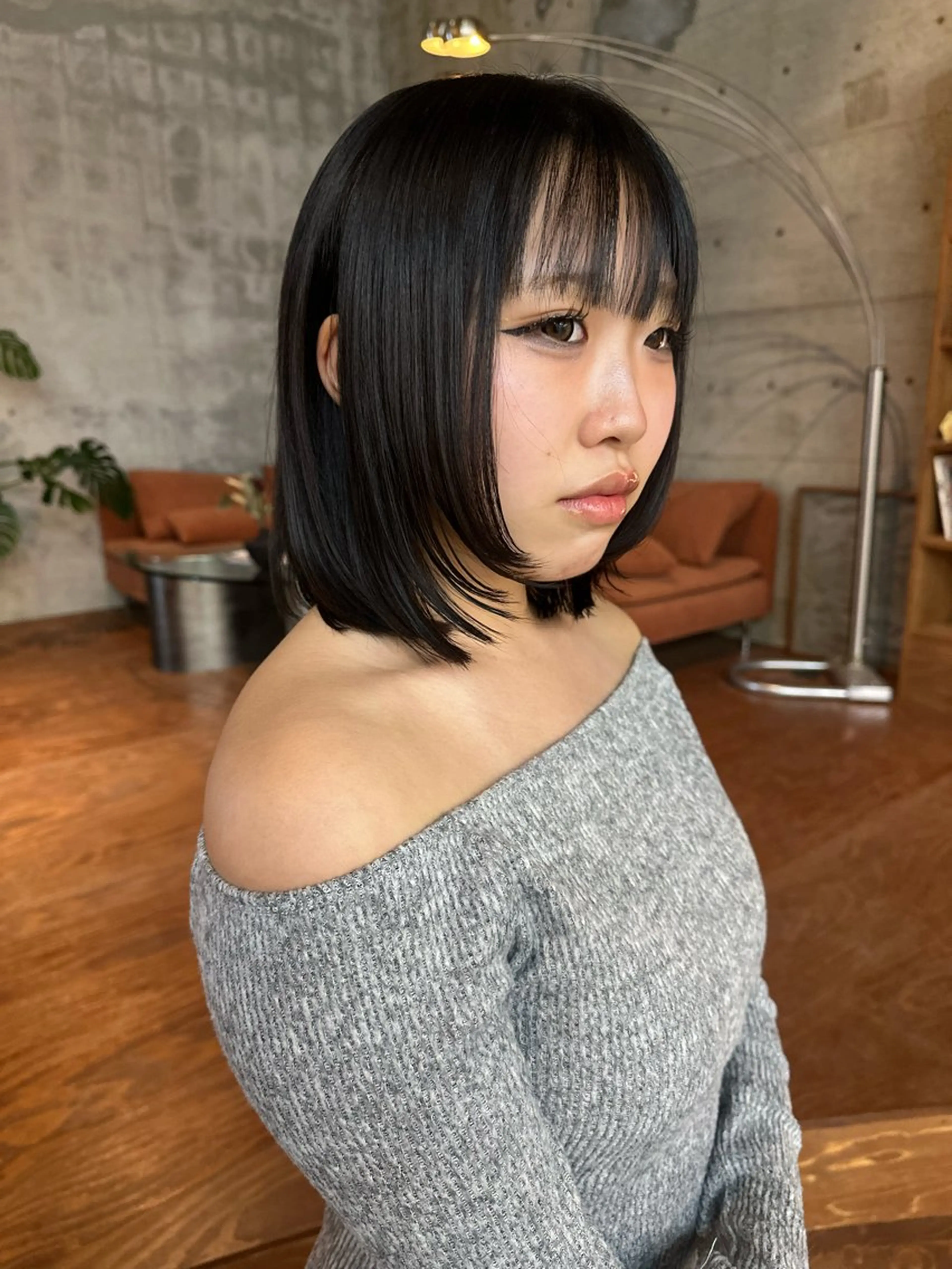 ミディアム カラー レイヤーカット 【sica】 nanaのヘアスタイル