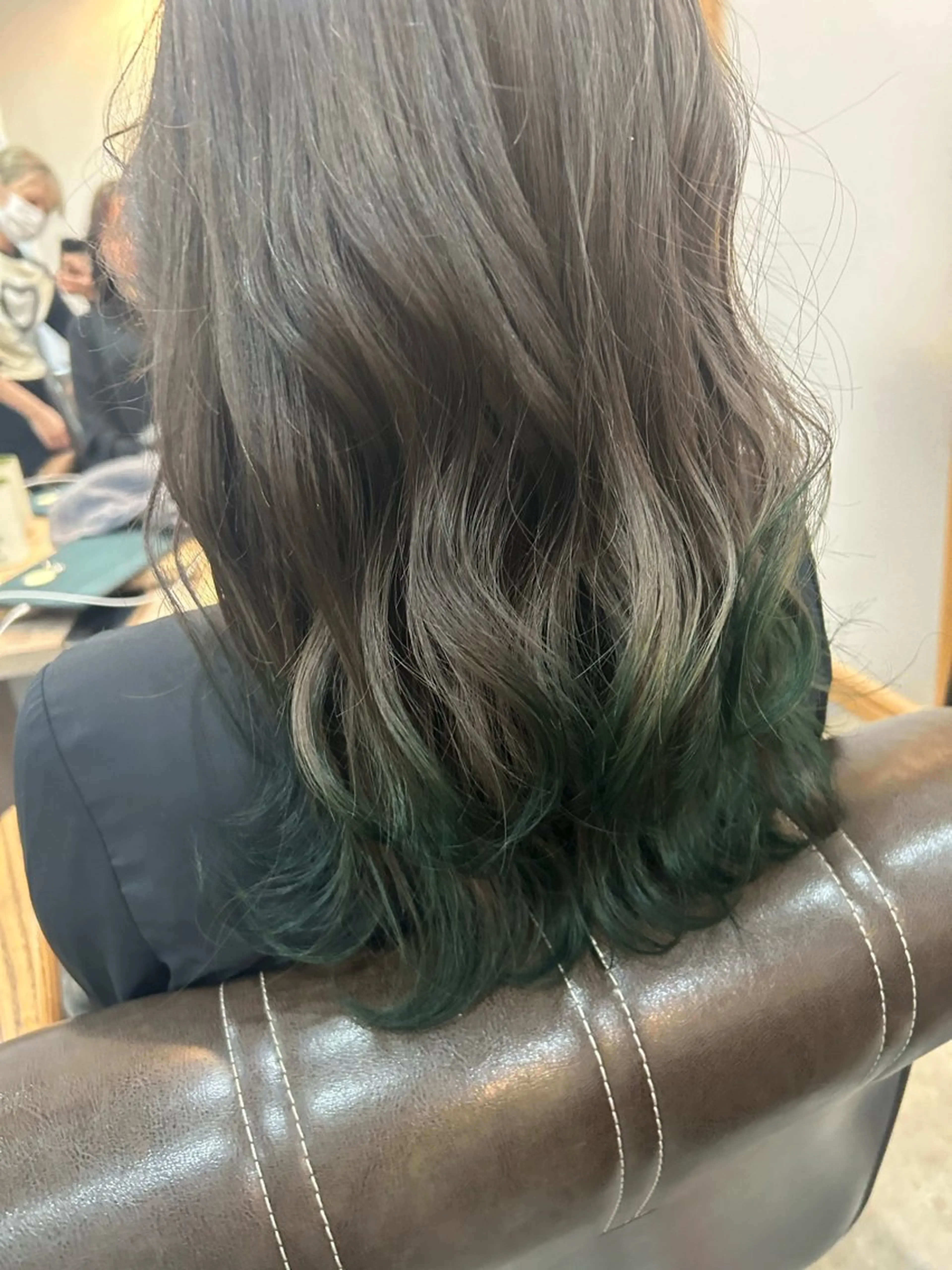 カラー グレージュ 元永 沙知のヘアスタイル