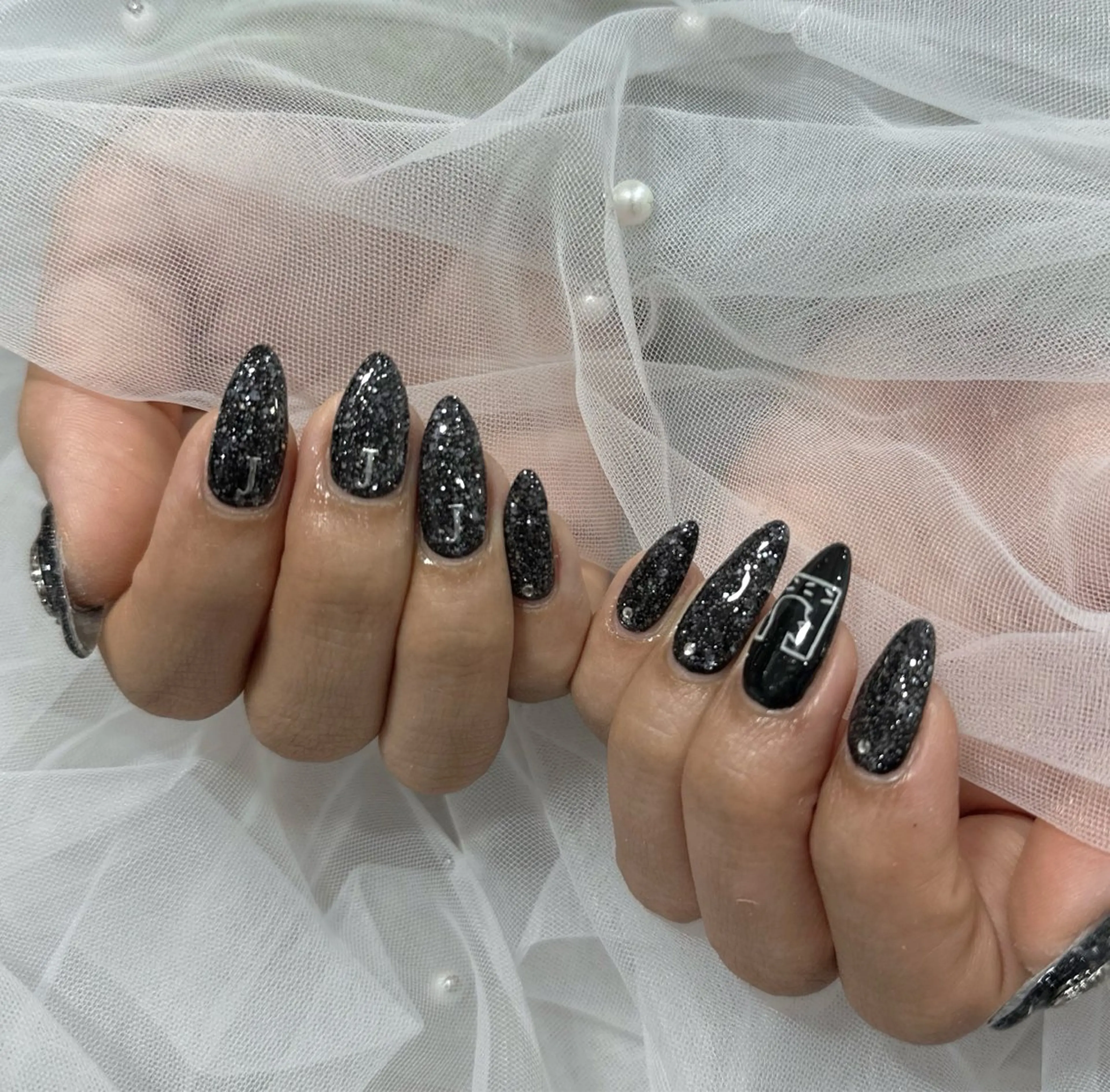 ネイル ハンドネイル フットネイル LAVISH nanamiのネイルデザイン