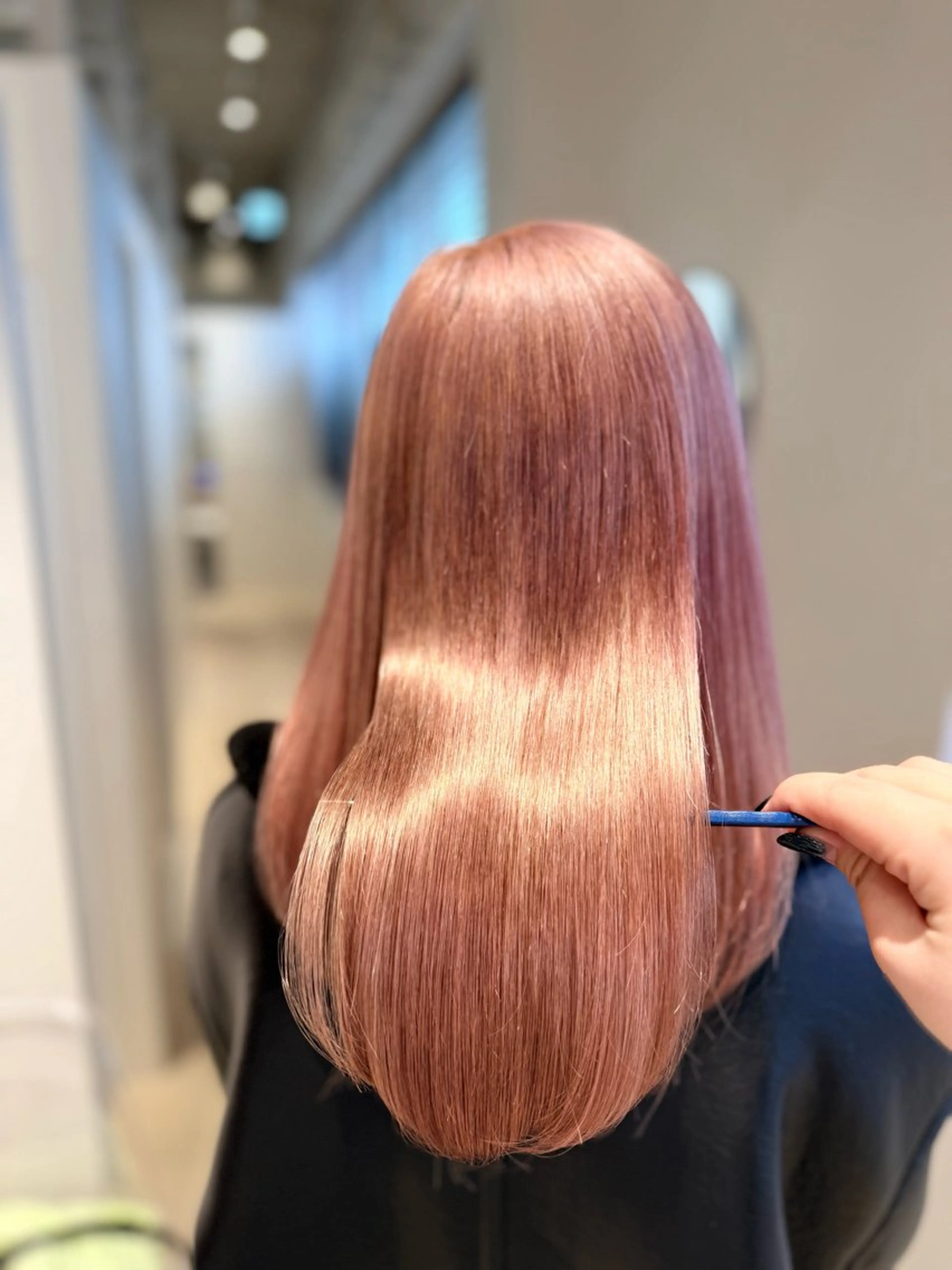セミロング カラー ベージュカラー ピンクカラー ピンクベージュ ヘアカラー トリートメント オタク特化美容師💟 チバコナツのヘアスタイル