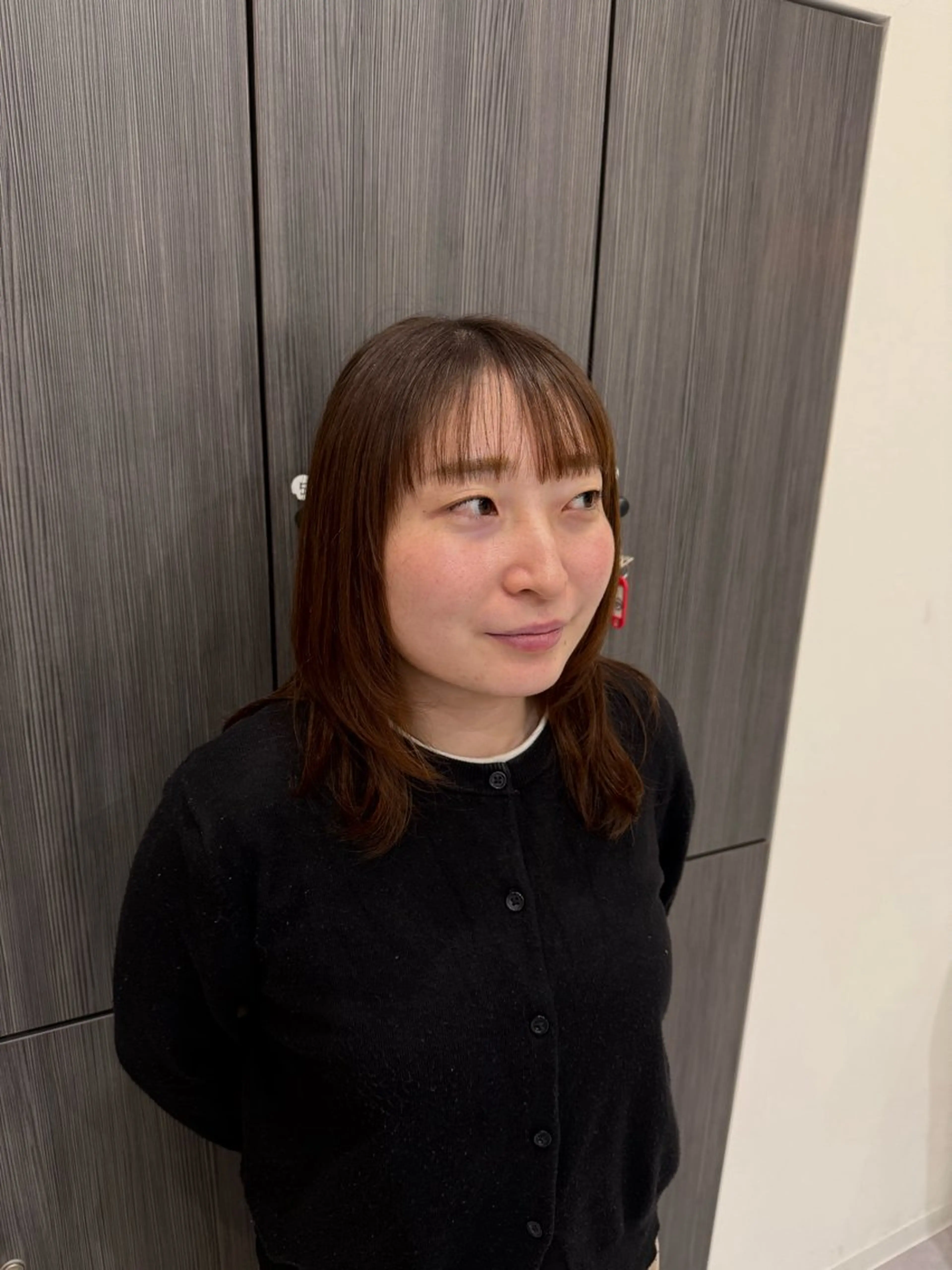 ミディアム レイヤーカット ウルフカット ウルフレイヤー 田口 杏珠のヘアスタイル